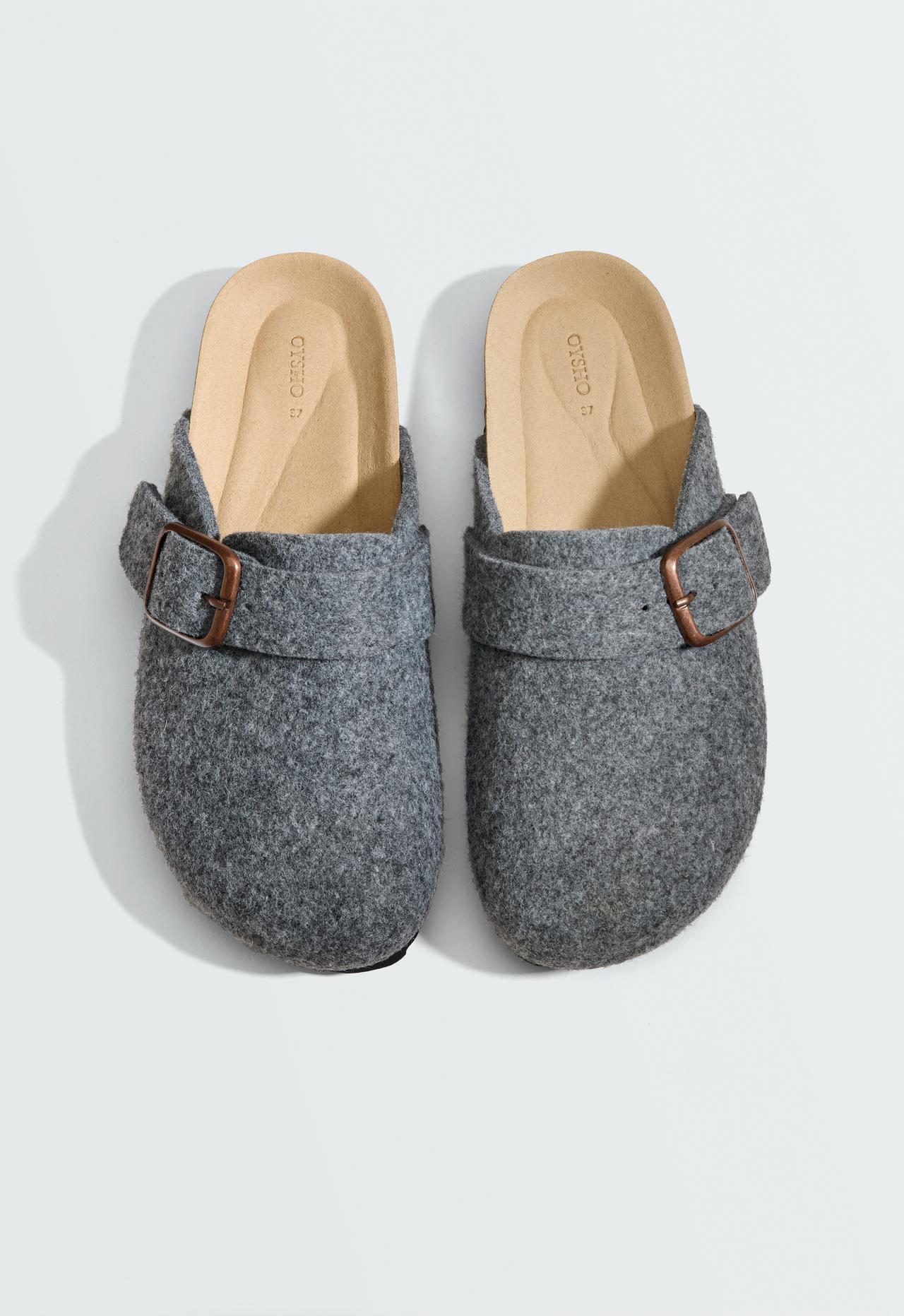 Felt-Effect Mule Clogs with Buckle — GREY
