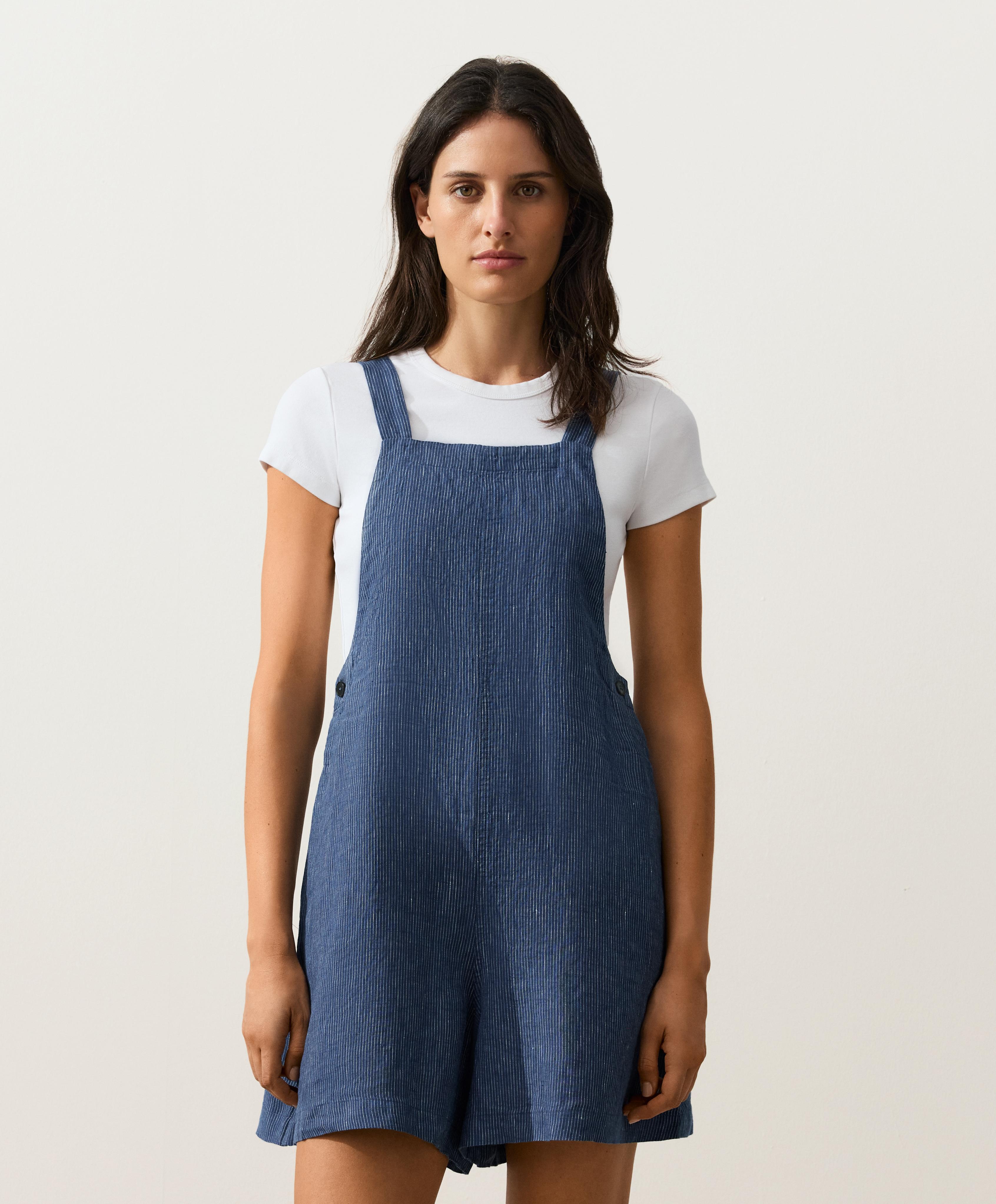 Kurzer Träger-Overall aus 100 % Leinen Kurzer Träger-Overall aus 100 % Leinen