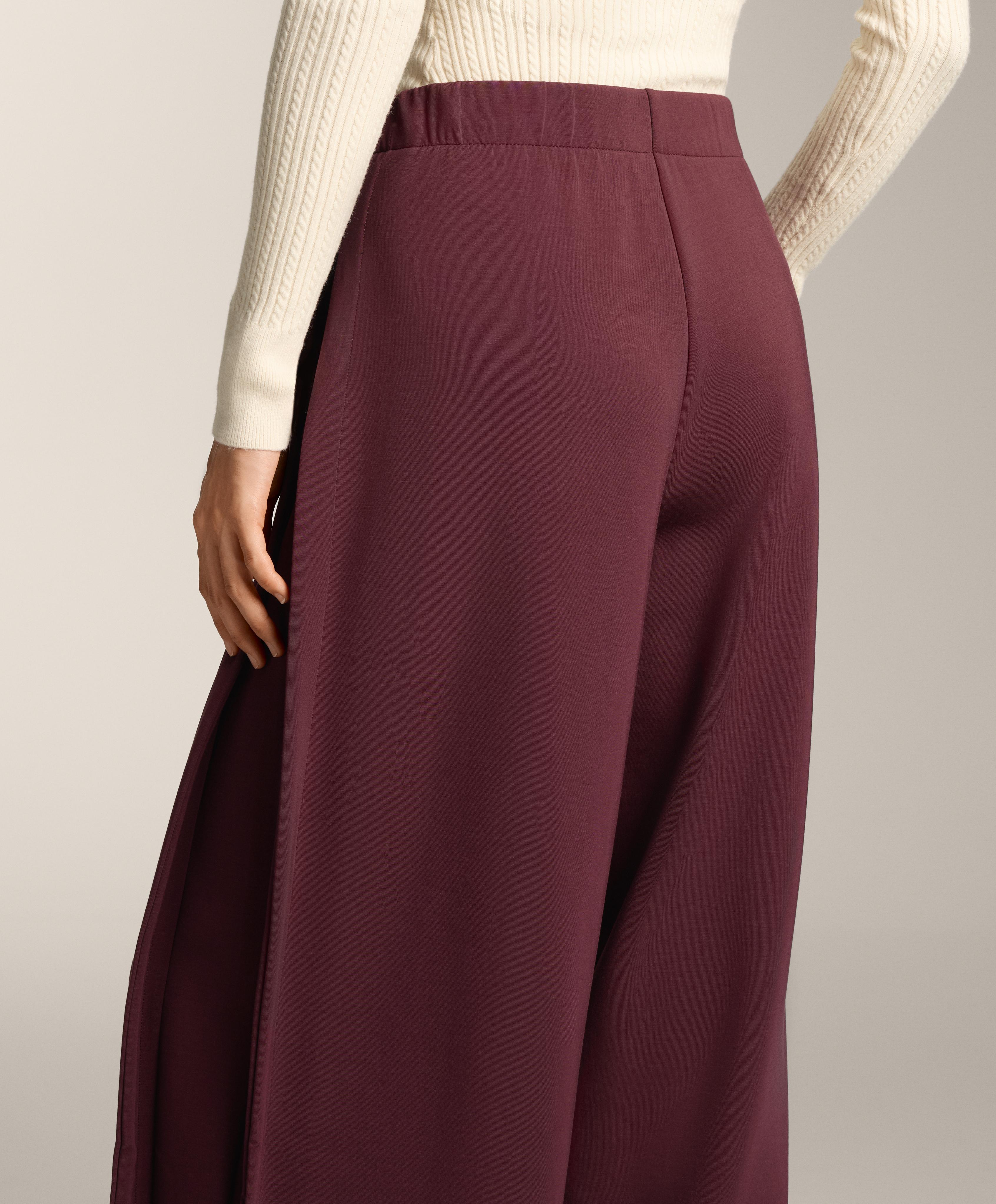 Cocoon trousers with side pleat and brushed modal
