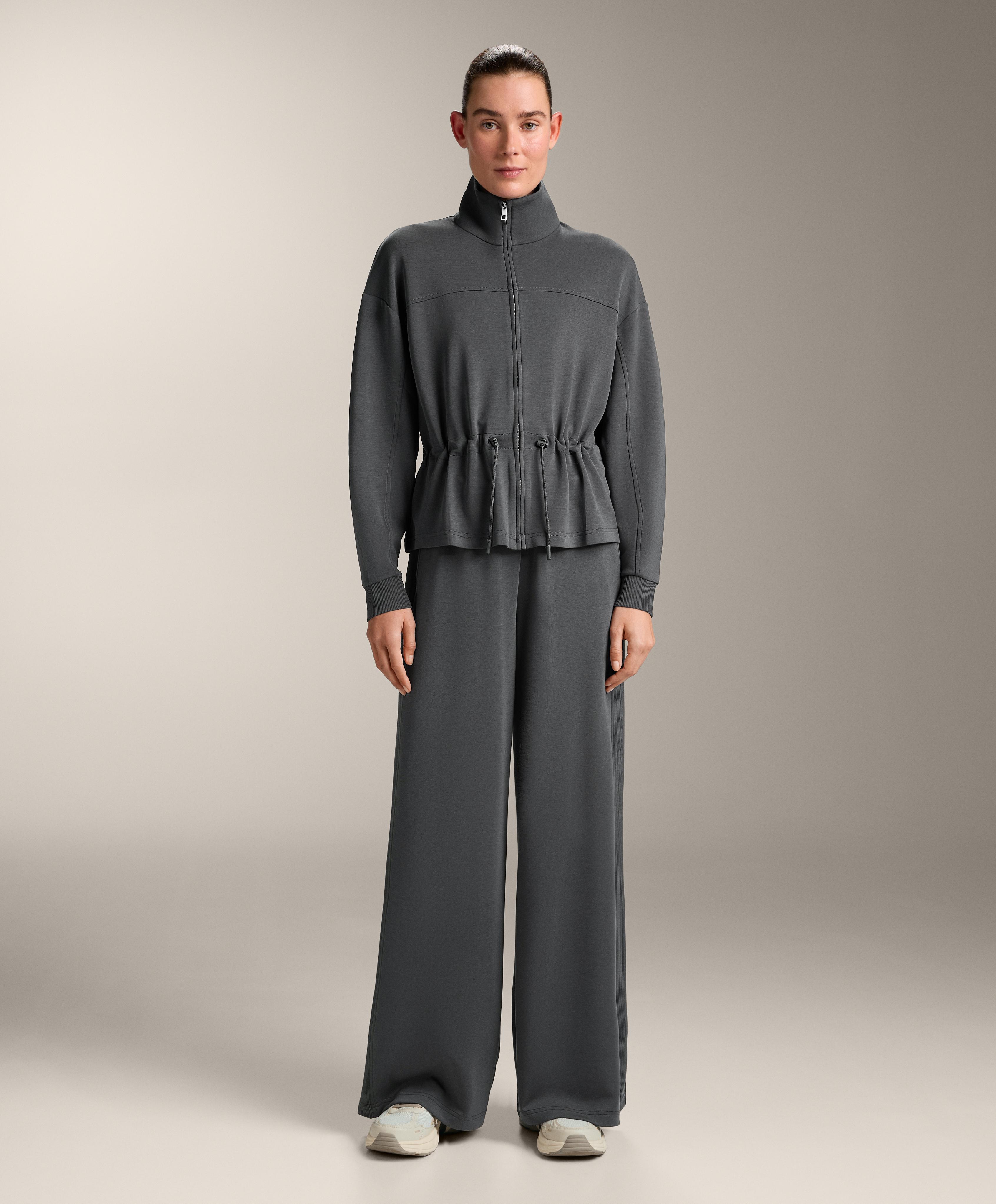 Gerade geschnittene Hose in Soft-Touch-Qualität mit seitlicher Rib-Struktur und Modalanteil