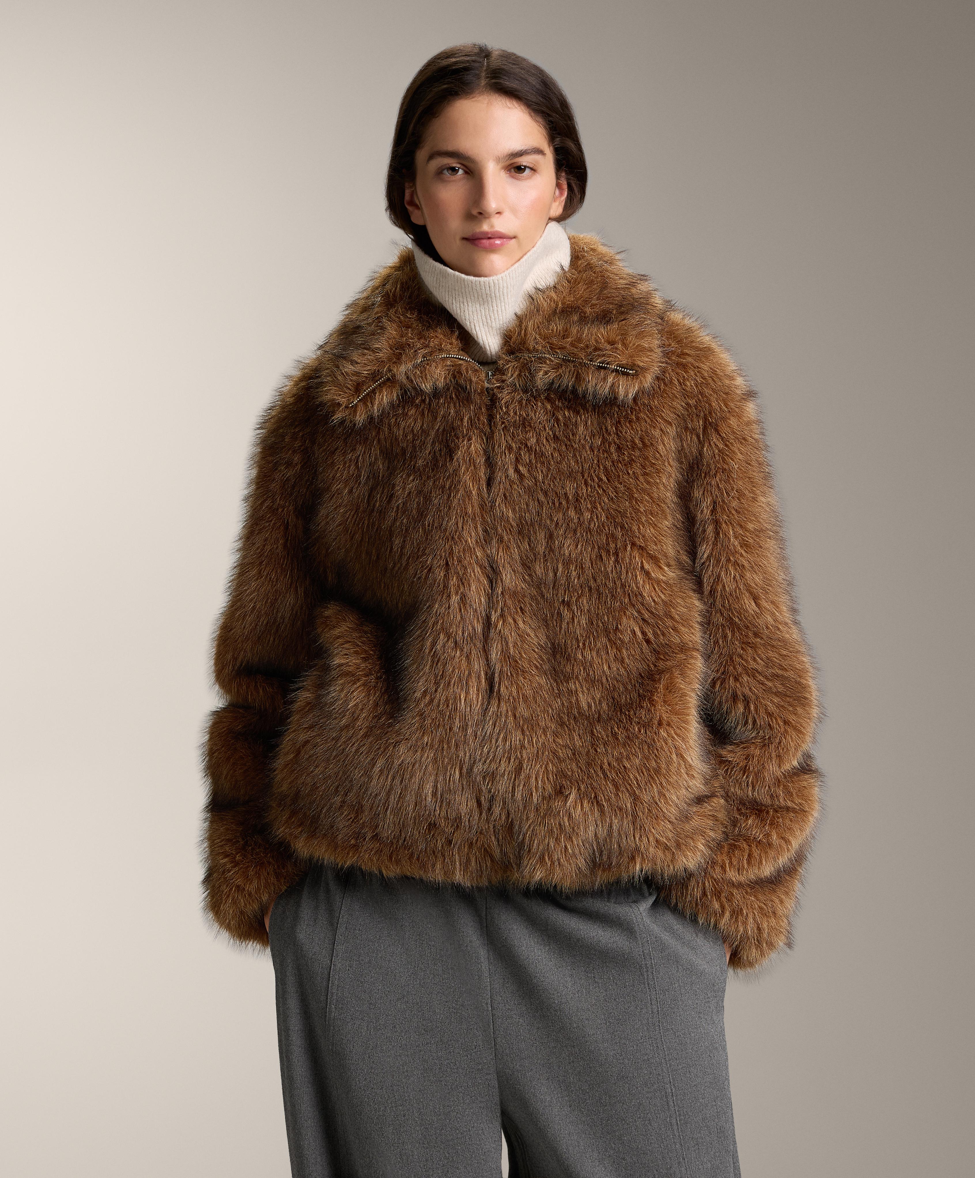 جاكيت بتأثير فرو جاكيت بتأثير فرو