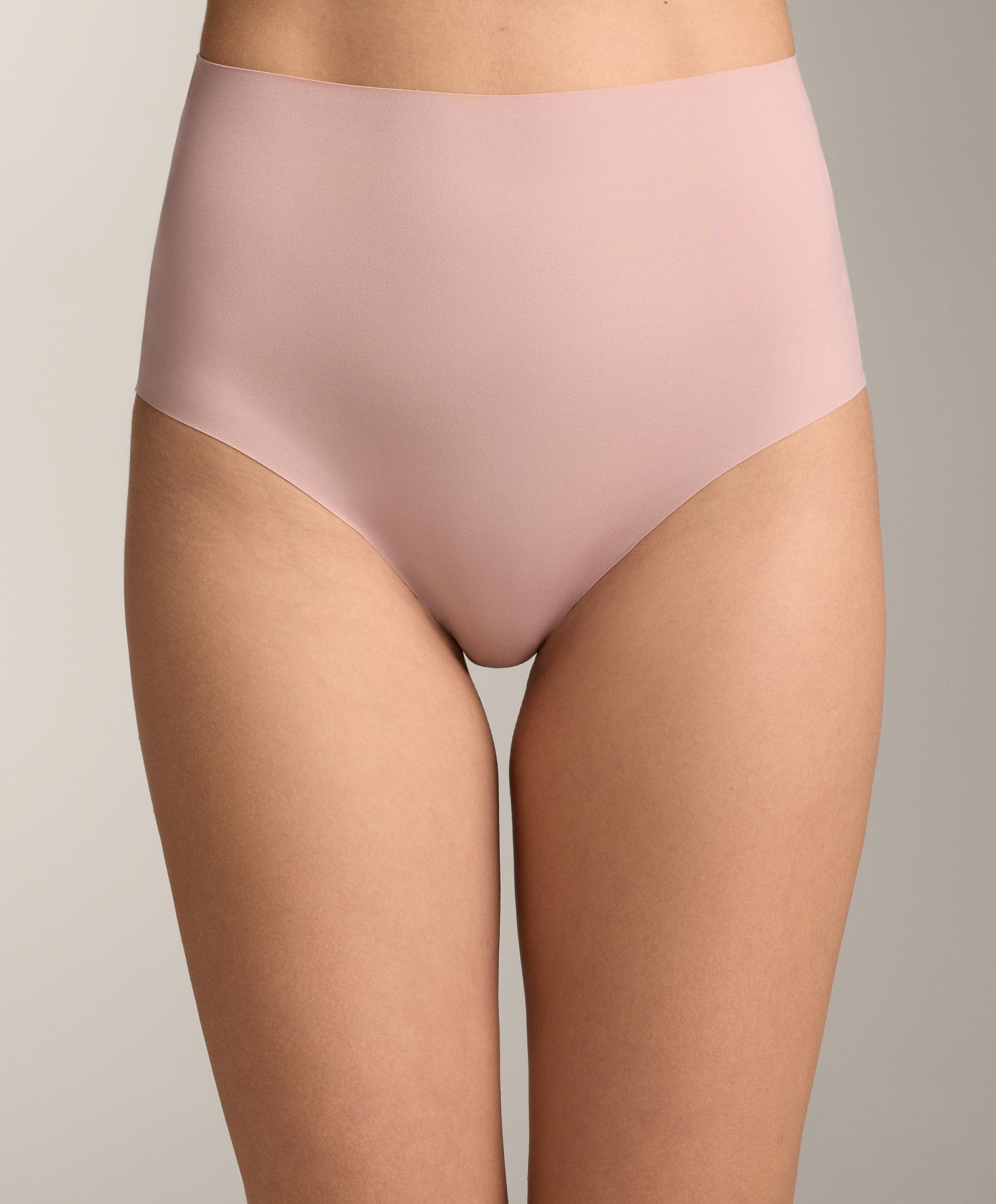 2 kusy klasických vysokých nohavičiek zo zmesi polyamidu, neviditeľné, stredne tvarujúce 2 kusy klasických vysokých nohavičiek zo zmesi polyamidu, neviditeľné, stredne tvarujúce