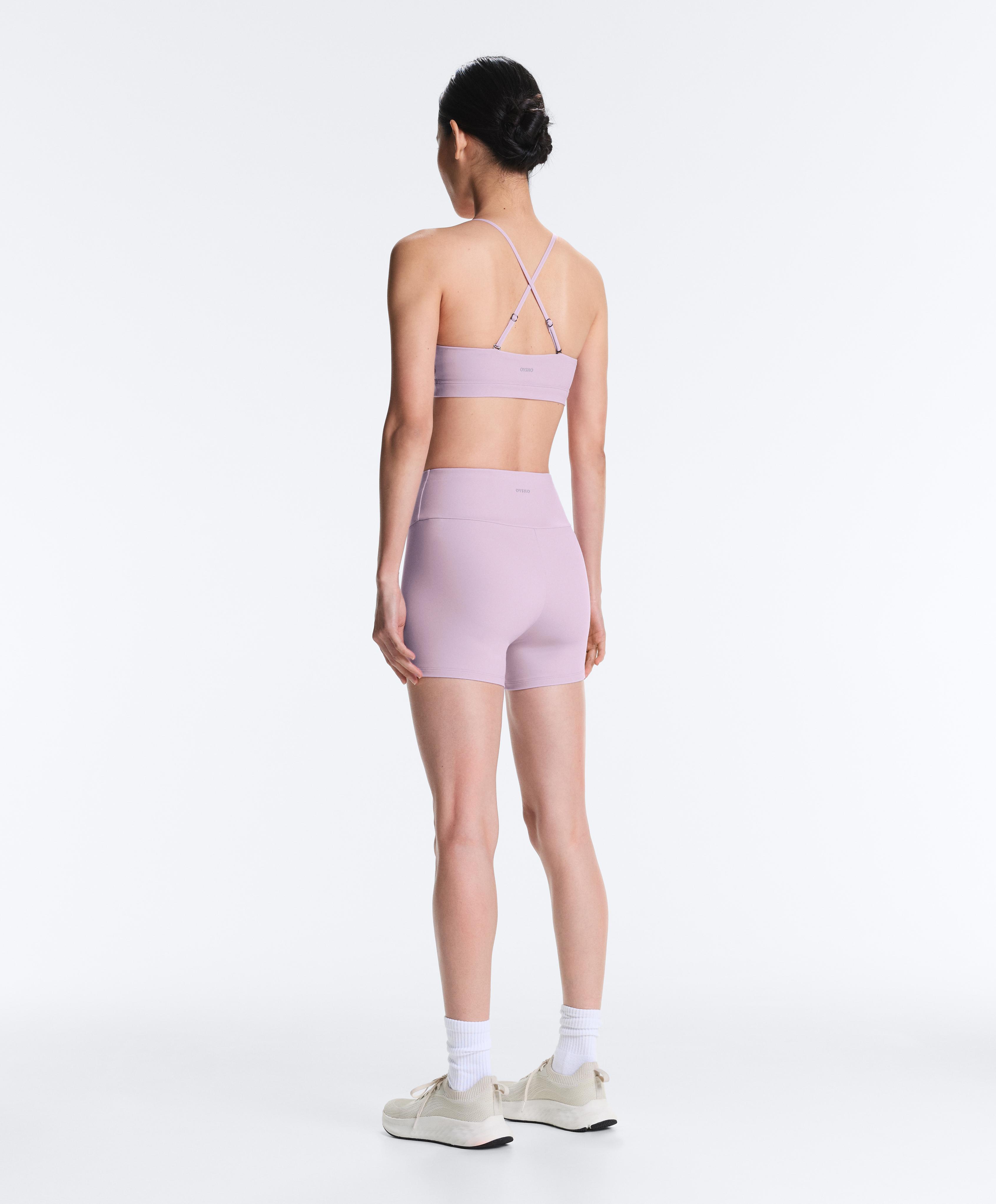 Total look Comfortlux high-rise 10cm hot pants in lilac