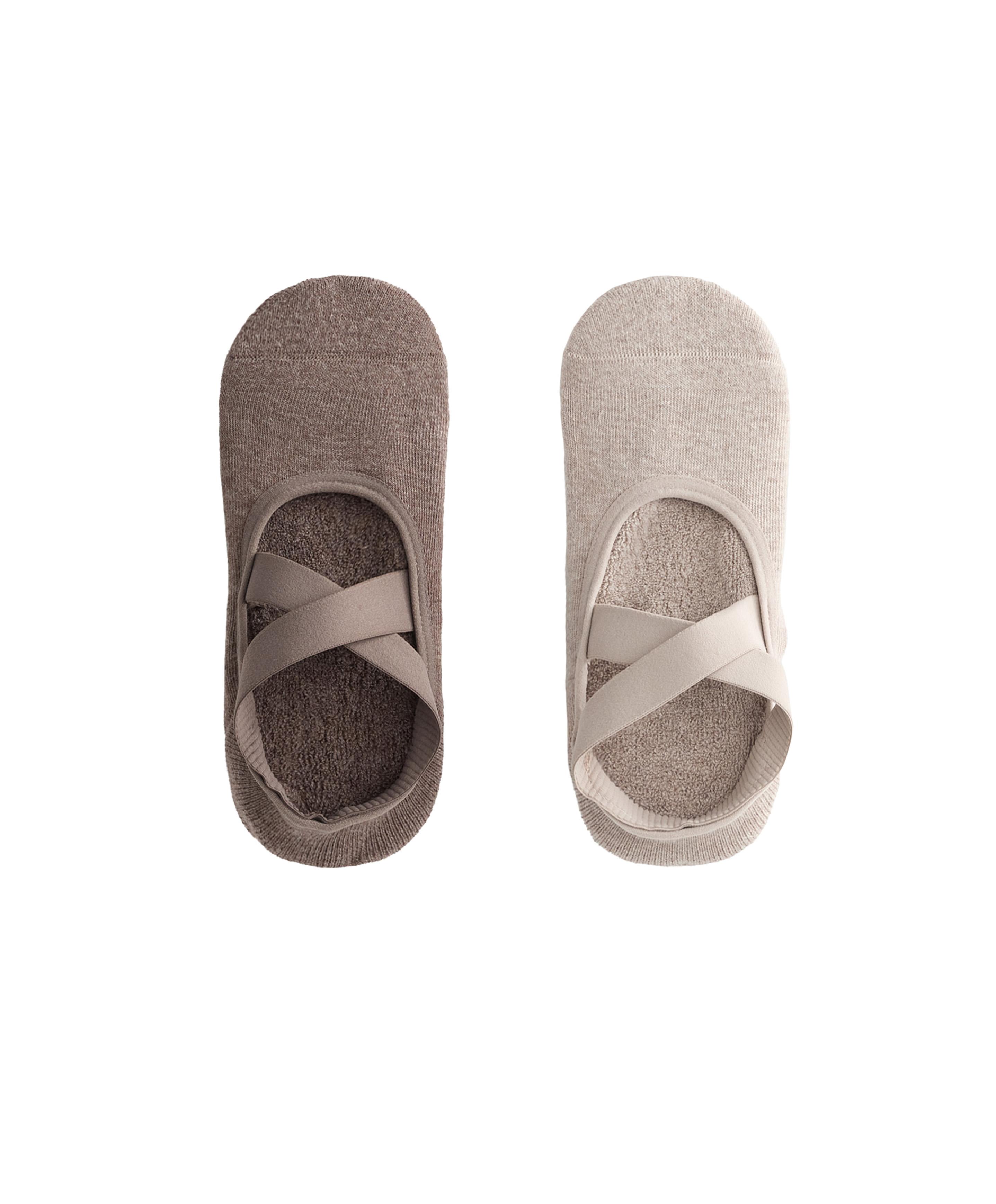 2 pairs of padded cotton blend yoga and Pilates socks with crossover straps — PALE TAN