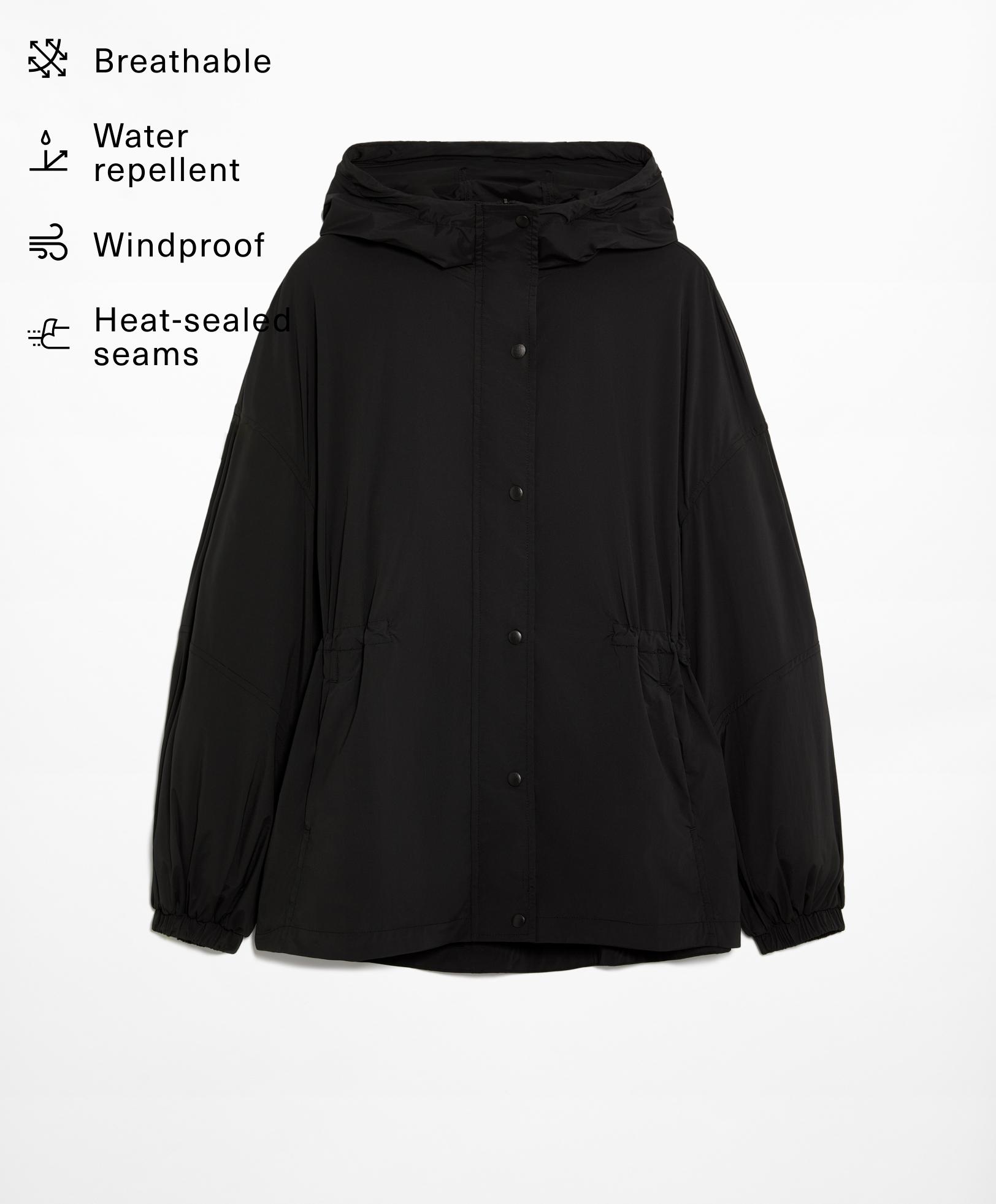 Water-repellent technical windbreaker