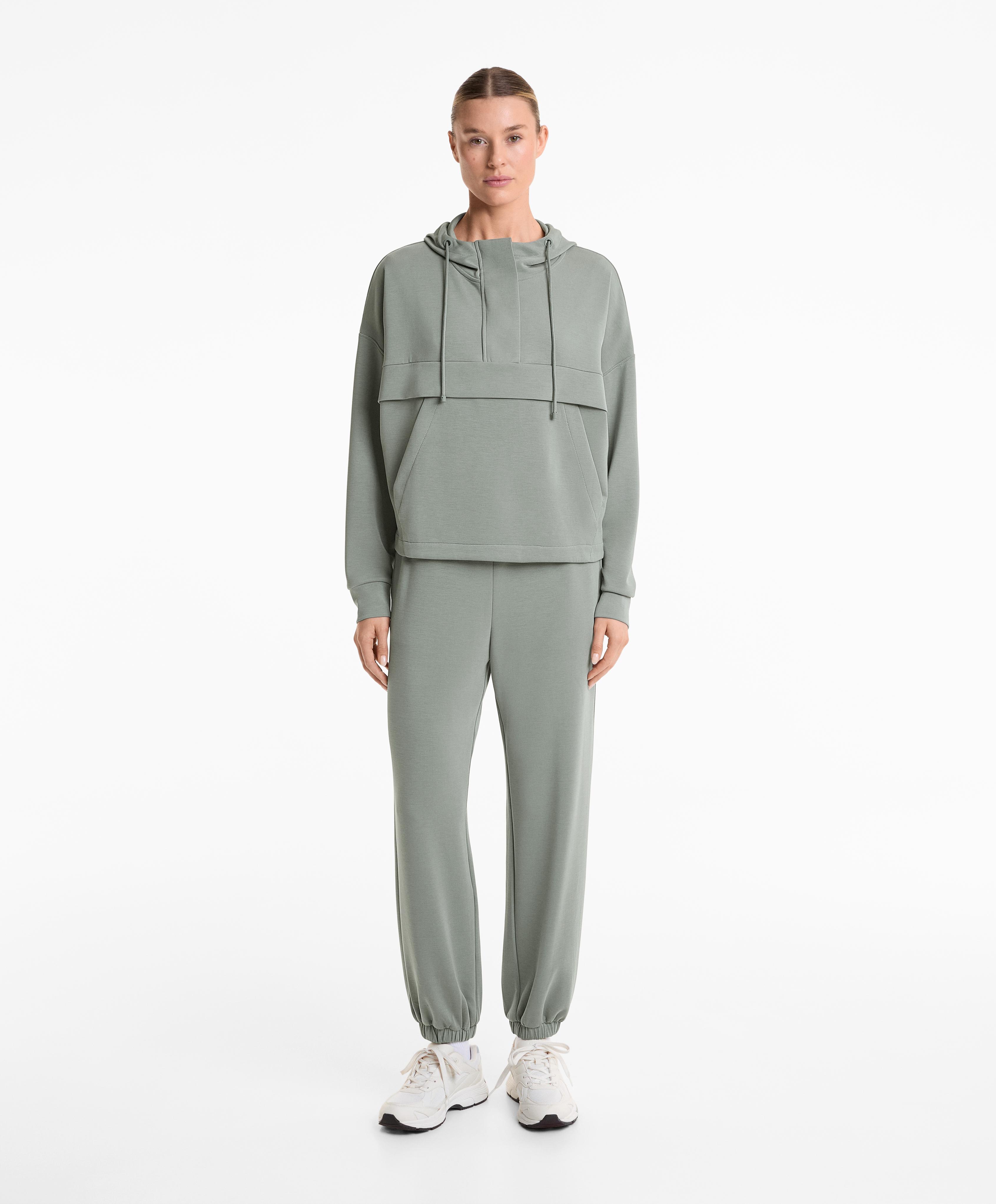 Chándal jogger con modal verde gris