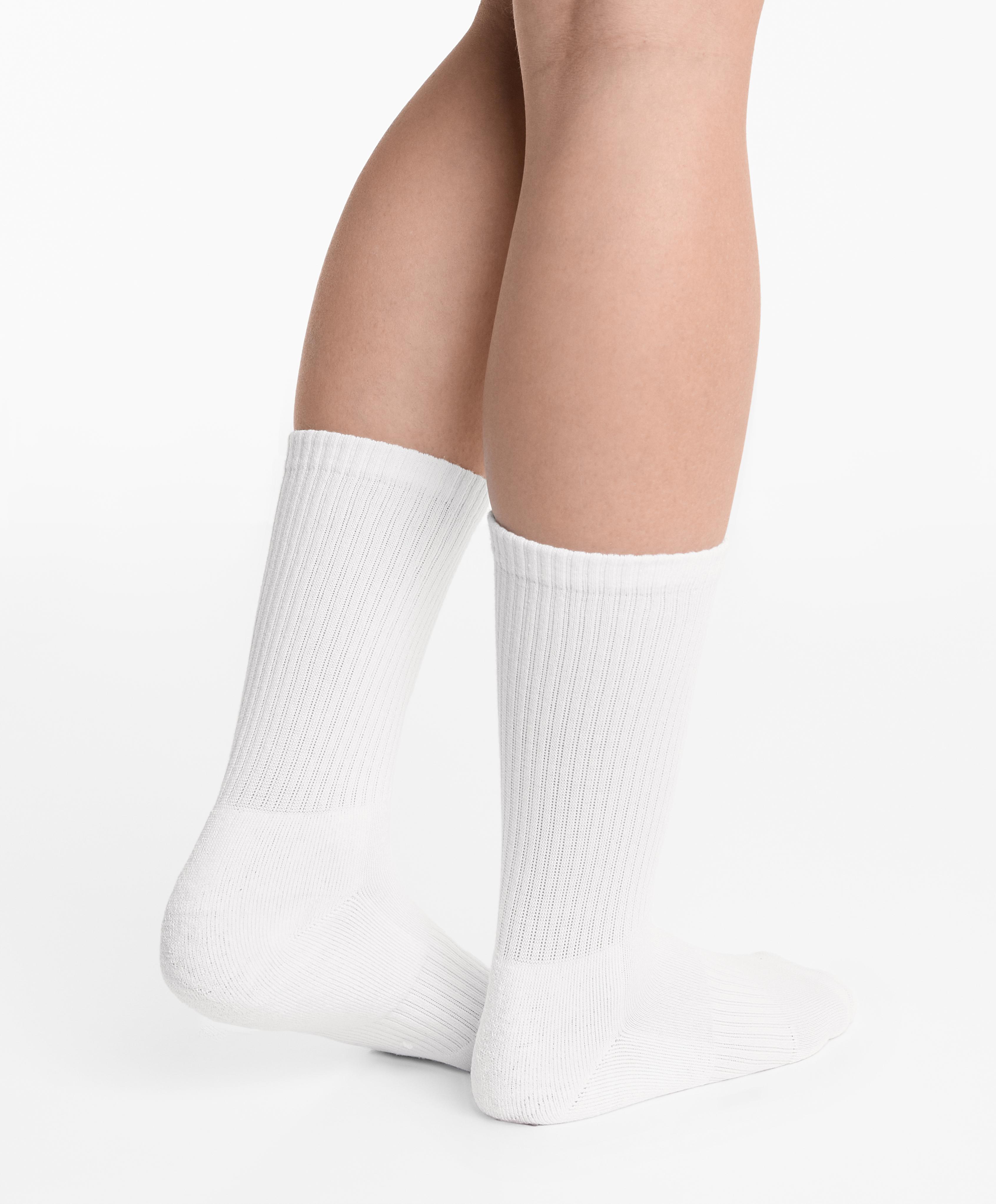 3 أزواج جوارب كلاسيكية رياضية من القطن الممزوج - تنزيلات 3 أزواج جوارب كلاسيكية رياضية من القطن الممزوج - تنزيلات