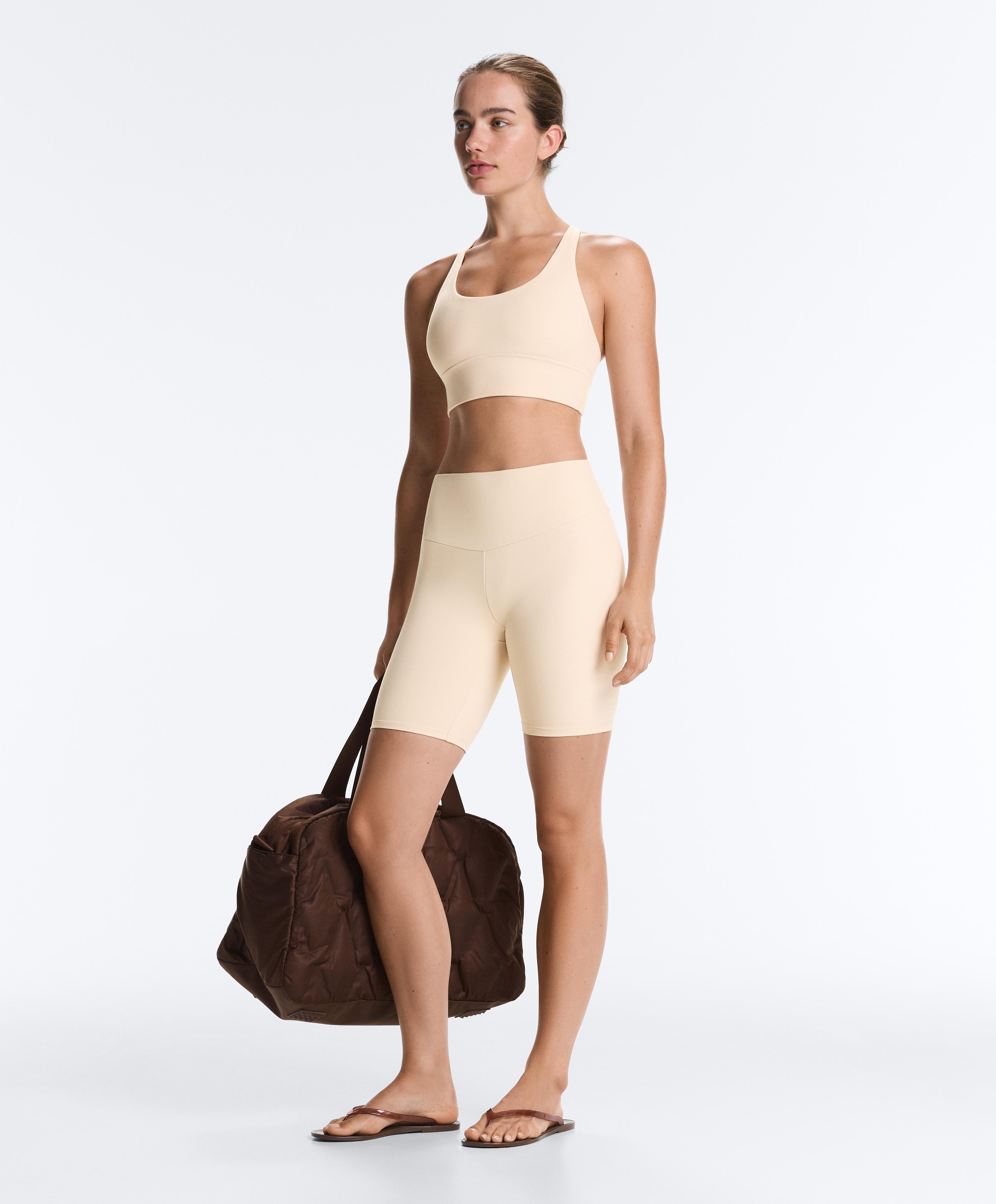 Medium-support Comfortlux sports bra with cups — SAND