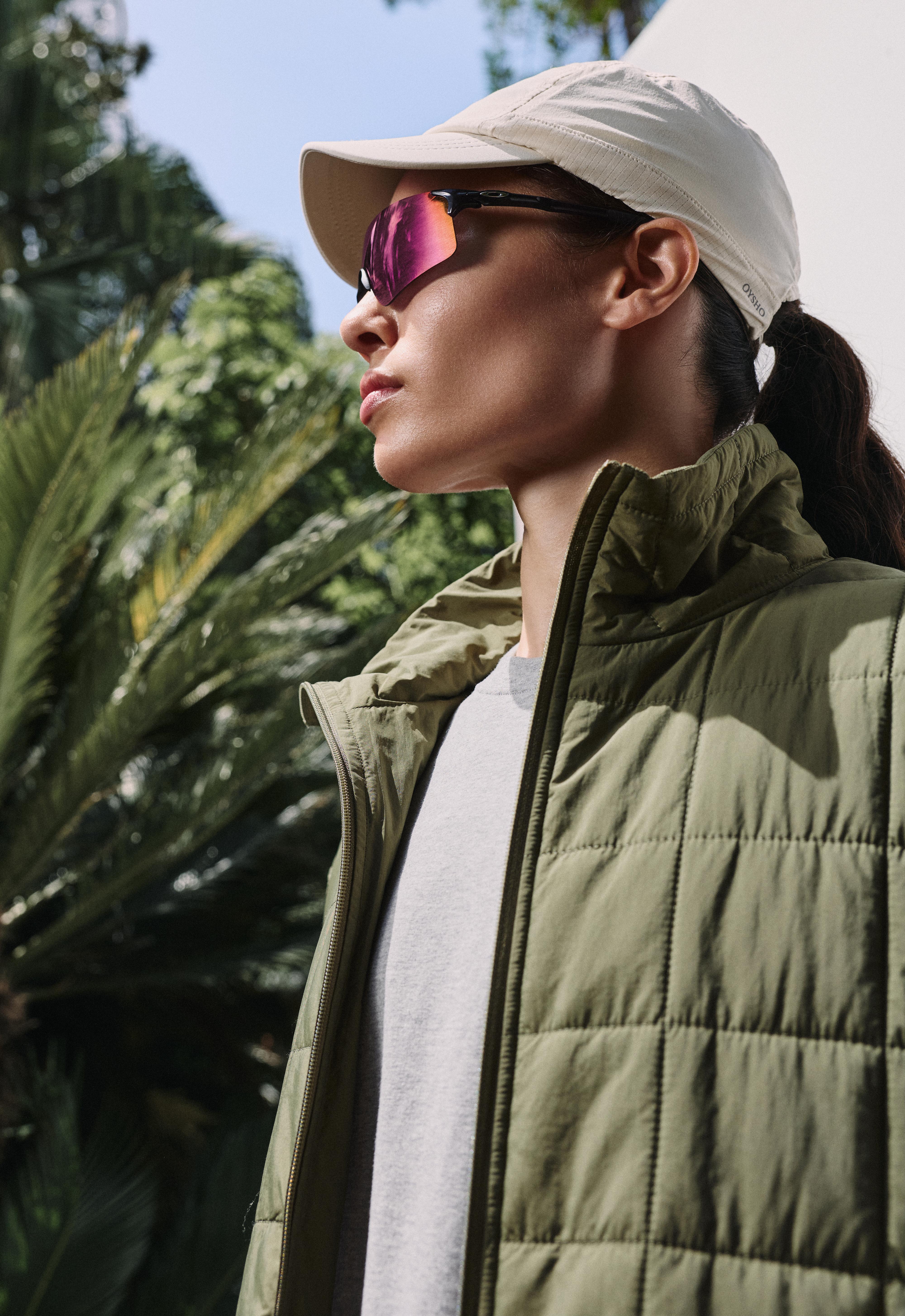 Oakley® EVZero™ Blades sunglasses — NEON PINK