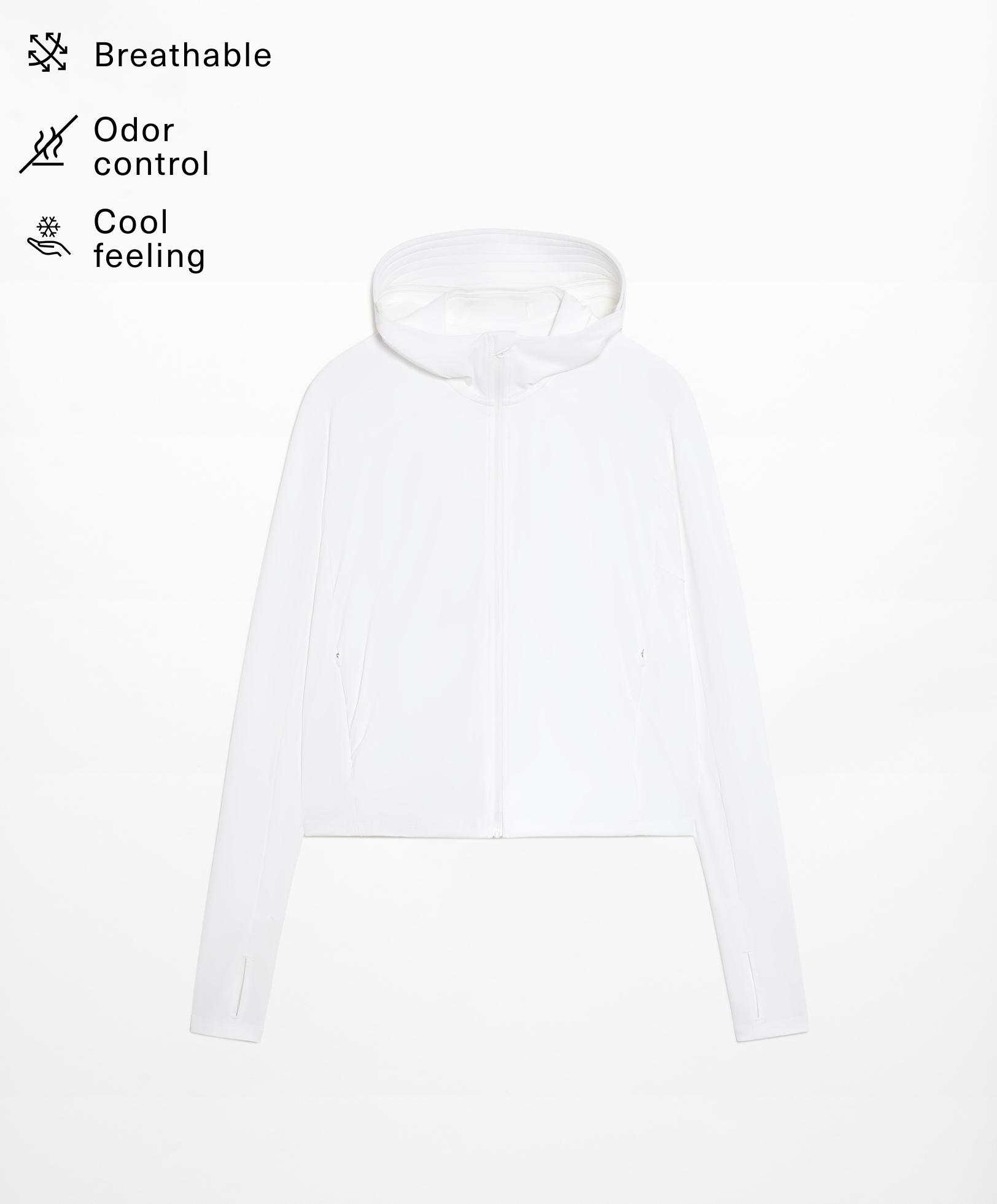 Cool feeling hooded technical jacket