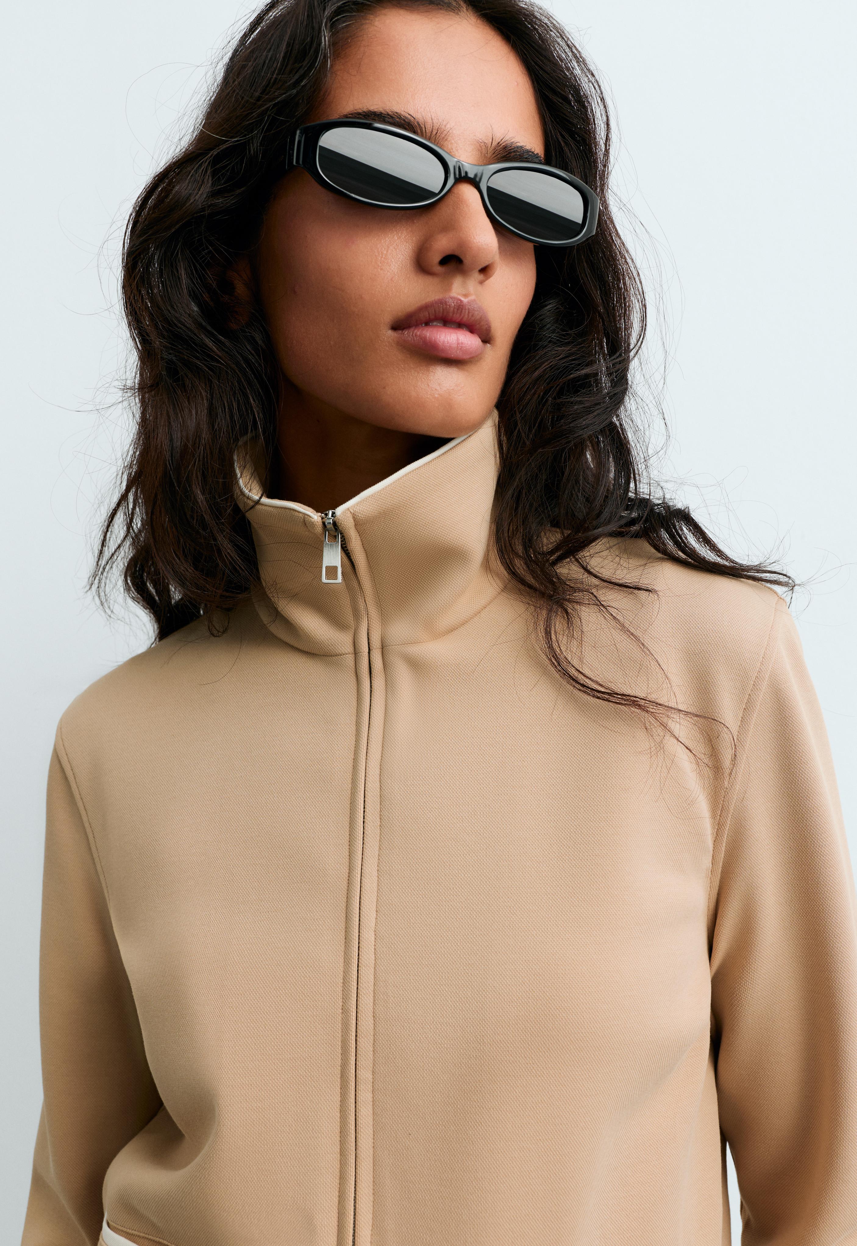 Cotton piqué jacket with piping