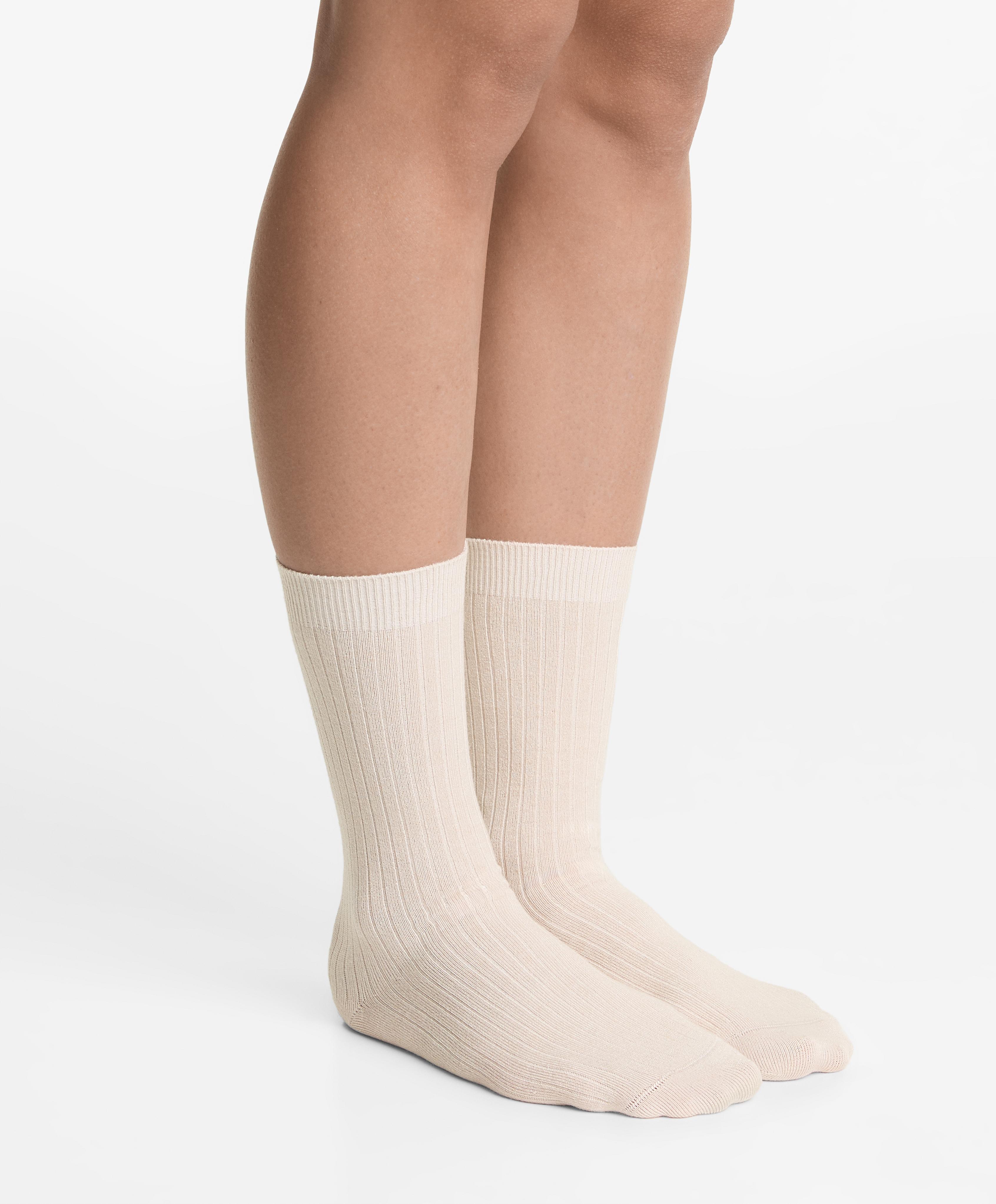 Modal blend classic socks with 13% cashmere — ECRU