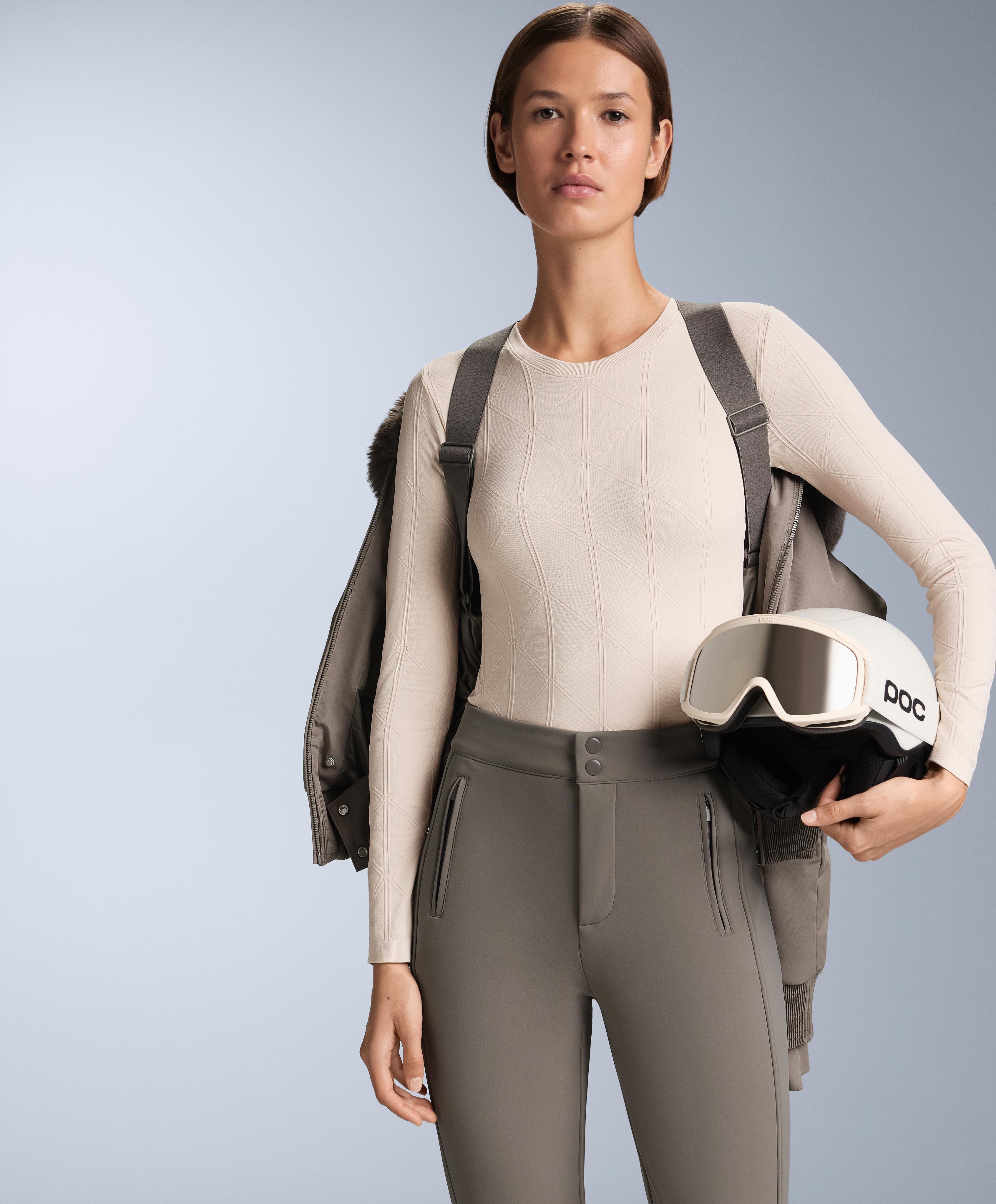 Thermal seamless jacquard base layer T-shirt — PALE MINK