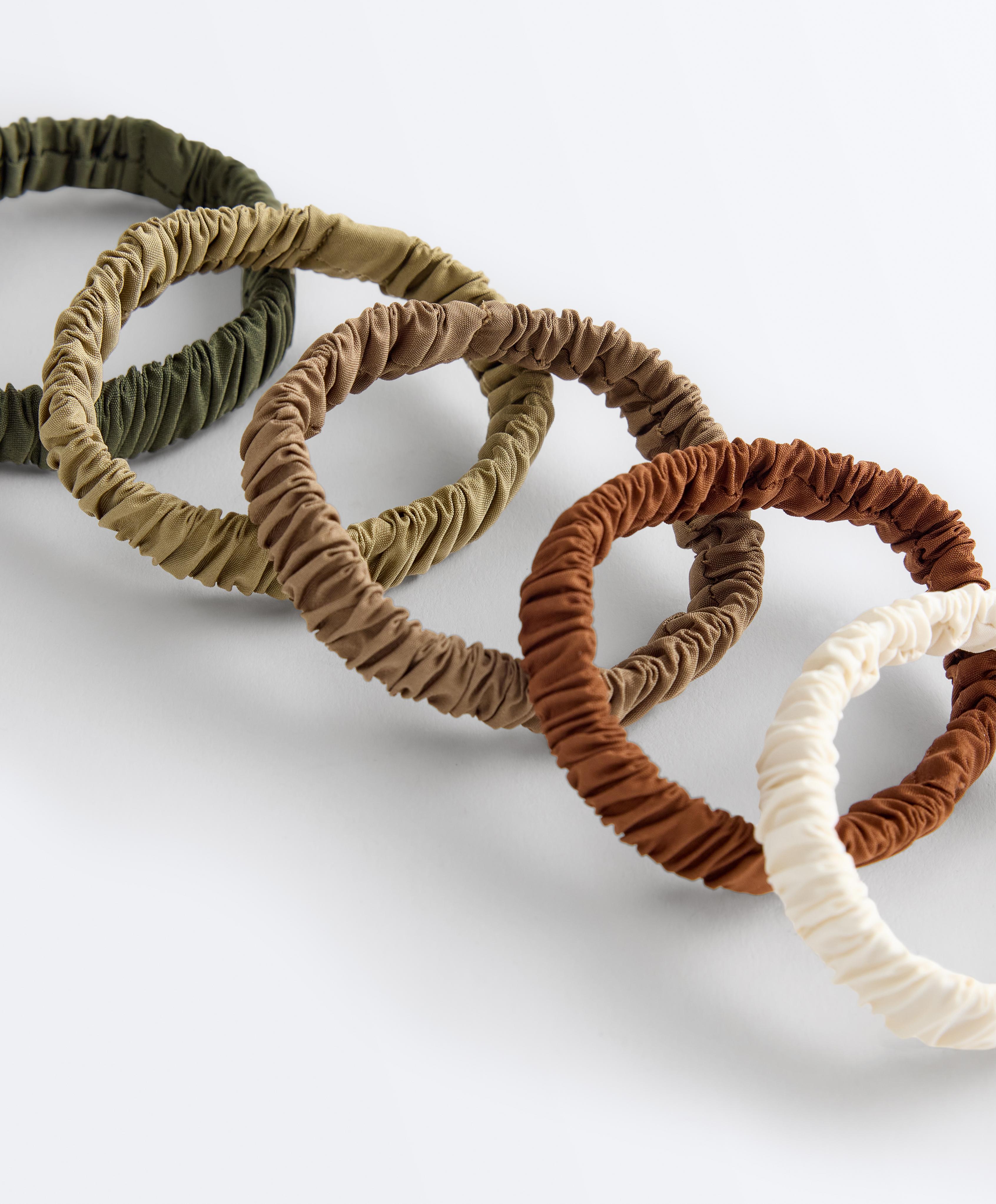 5 twist effect scrunchies