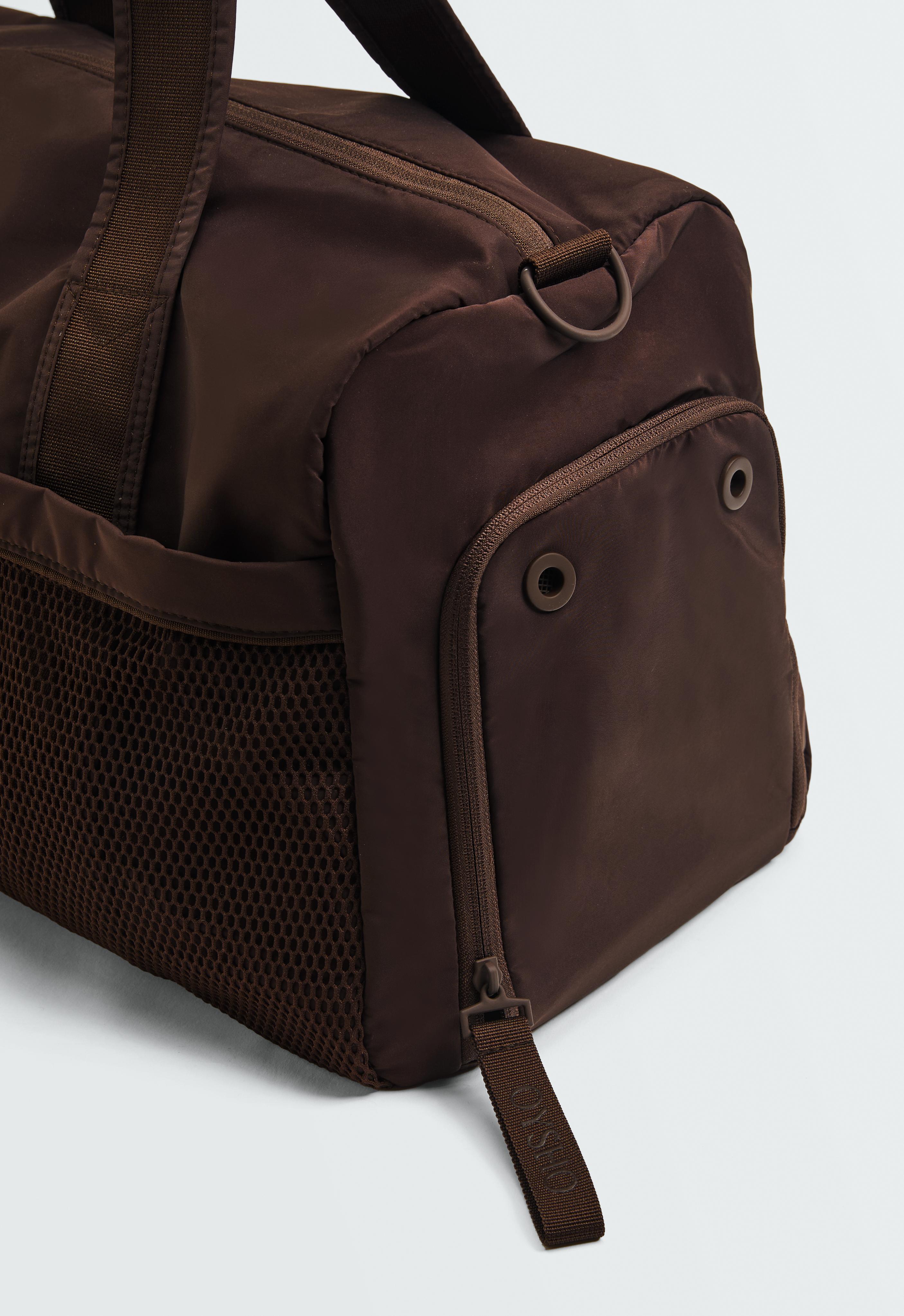 Double compartment sports bag — BROWN