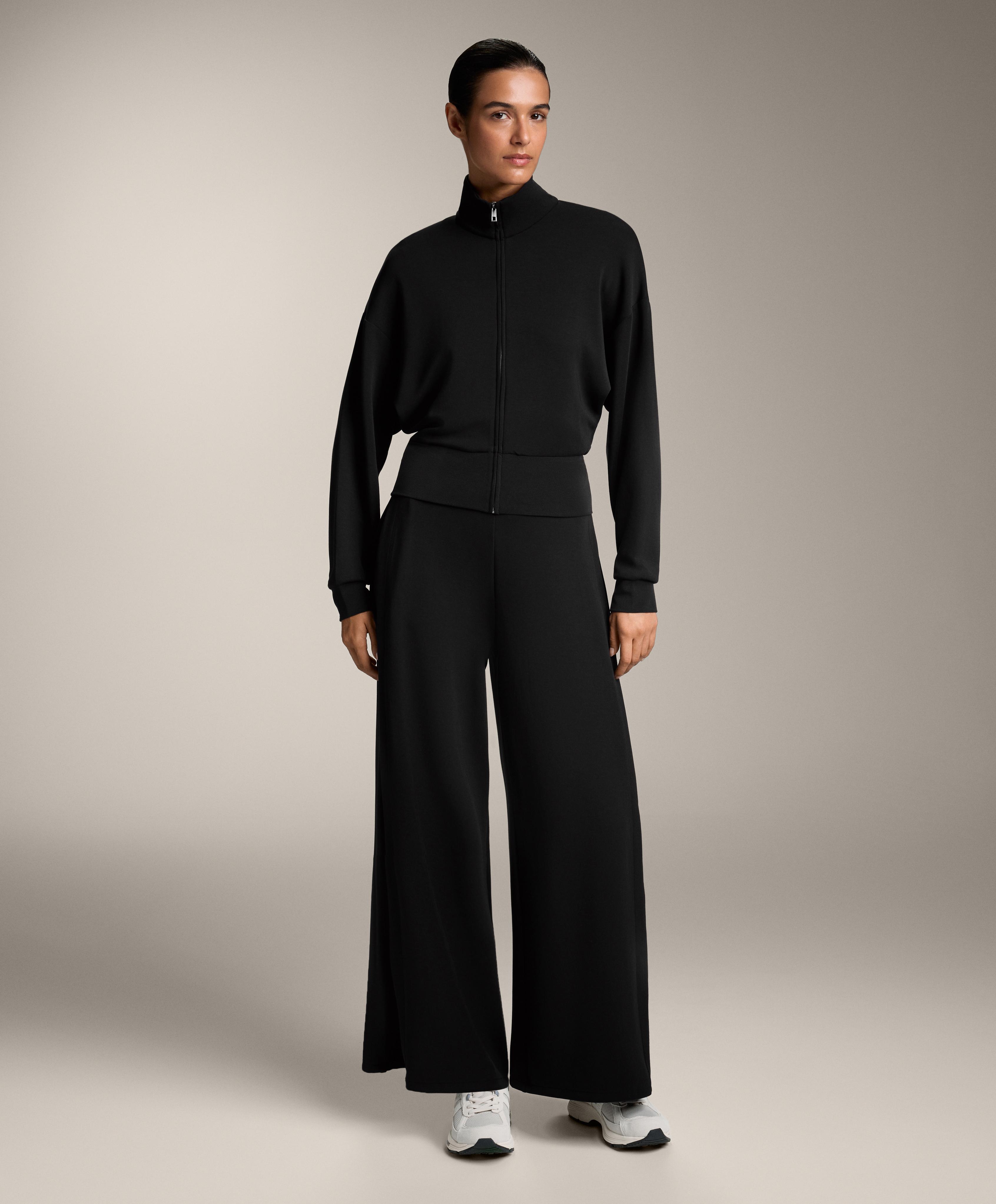Total look wide leg con piega laterale e modal nero