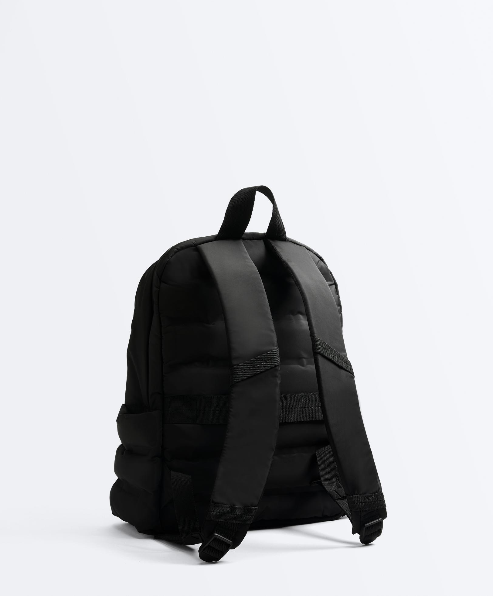 Padded backpack — BLACK