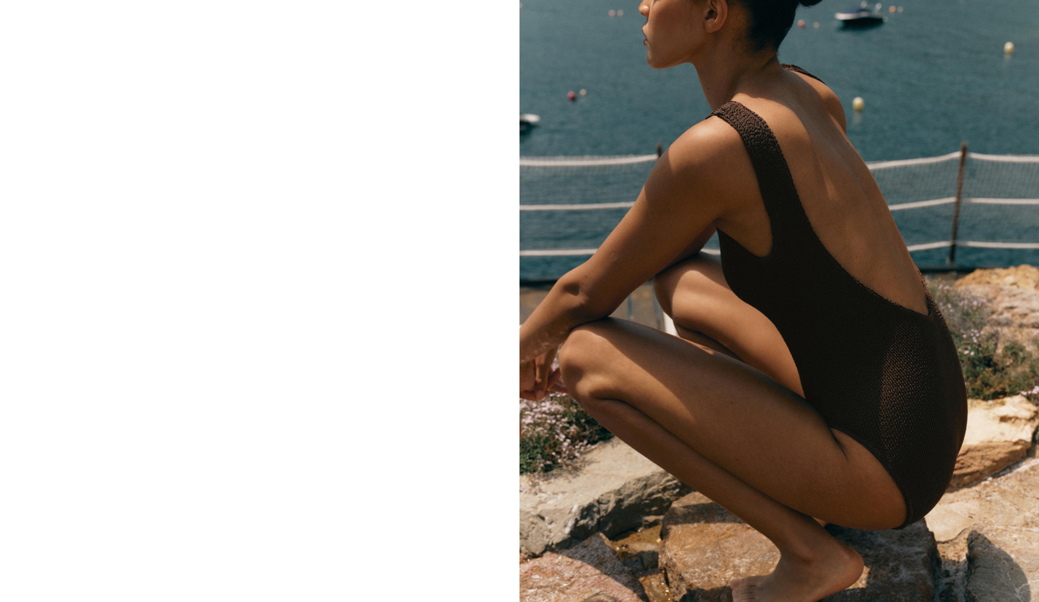 Crinkle round neck swimsuit — DARK BROWN