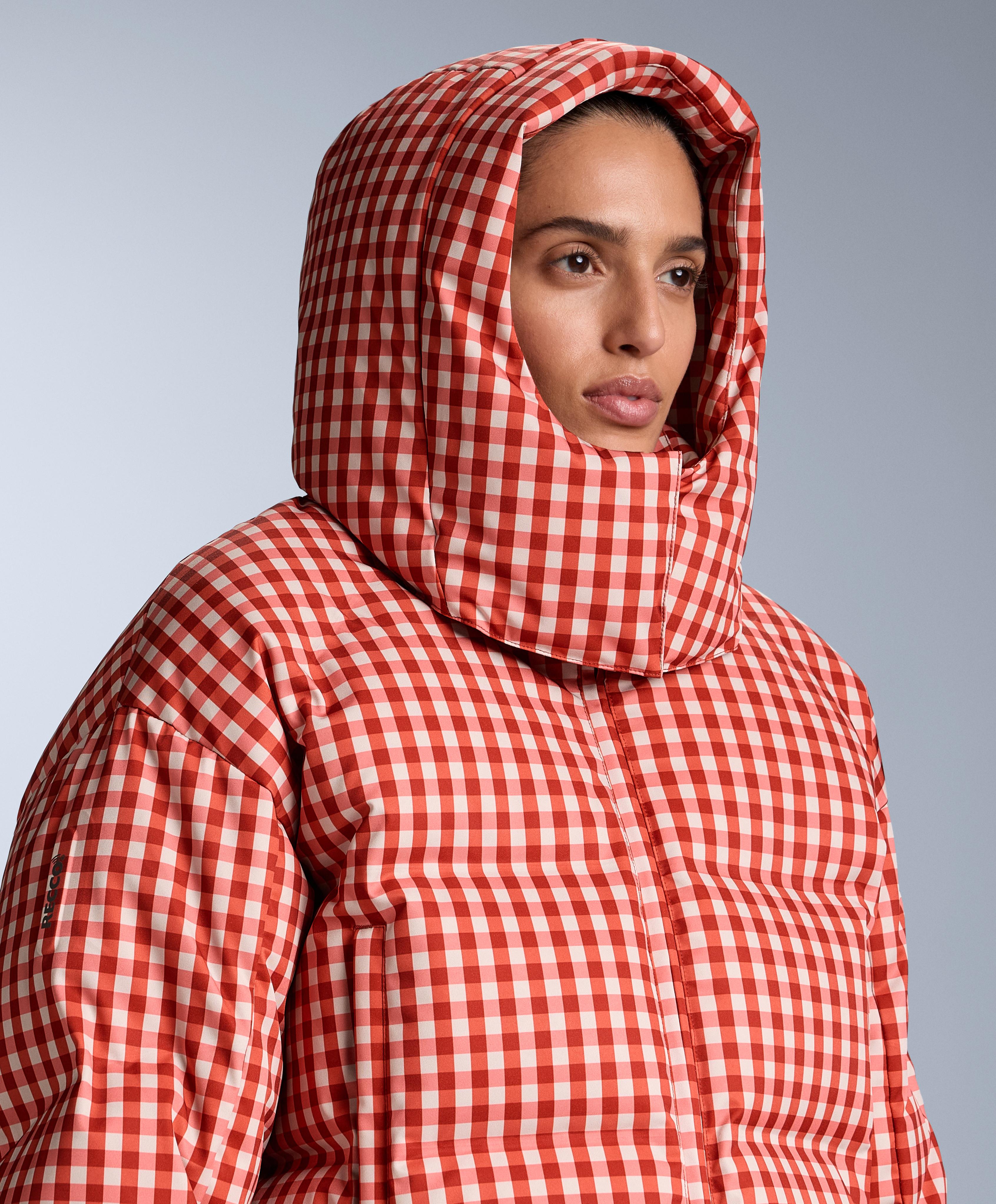 Lightweight 80% down and 20% MINARDI PIUME SKI water-resistant short jacket — BRIGHT BURNT ORANGE