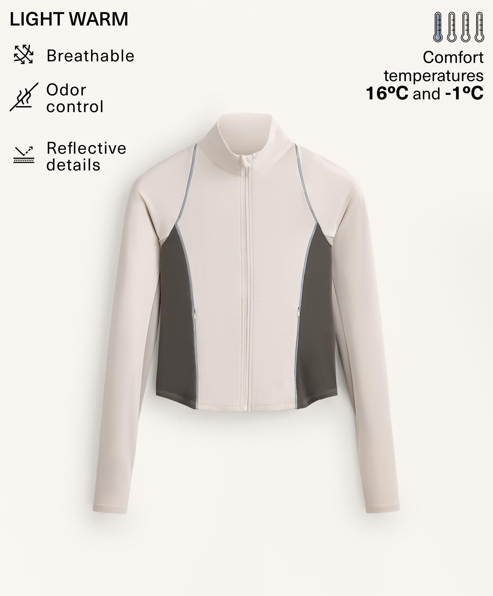 Light warm reflective technical jacket