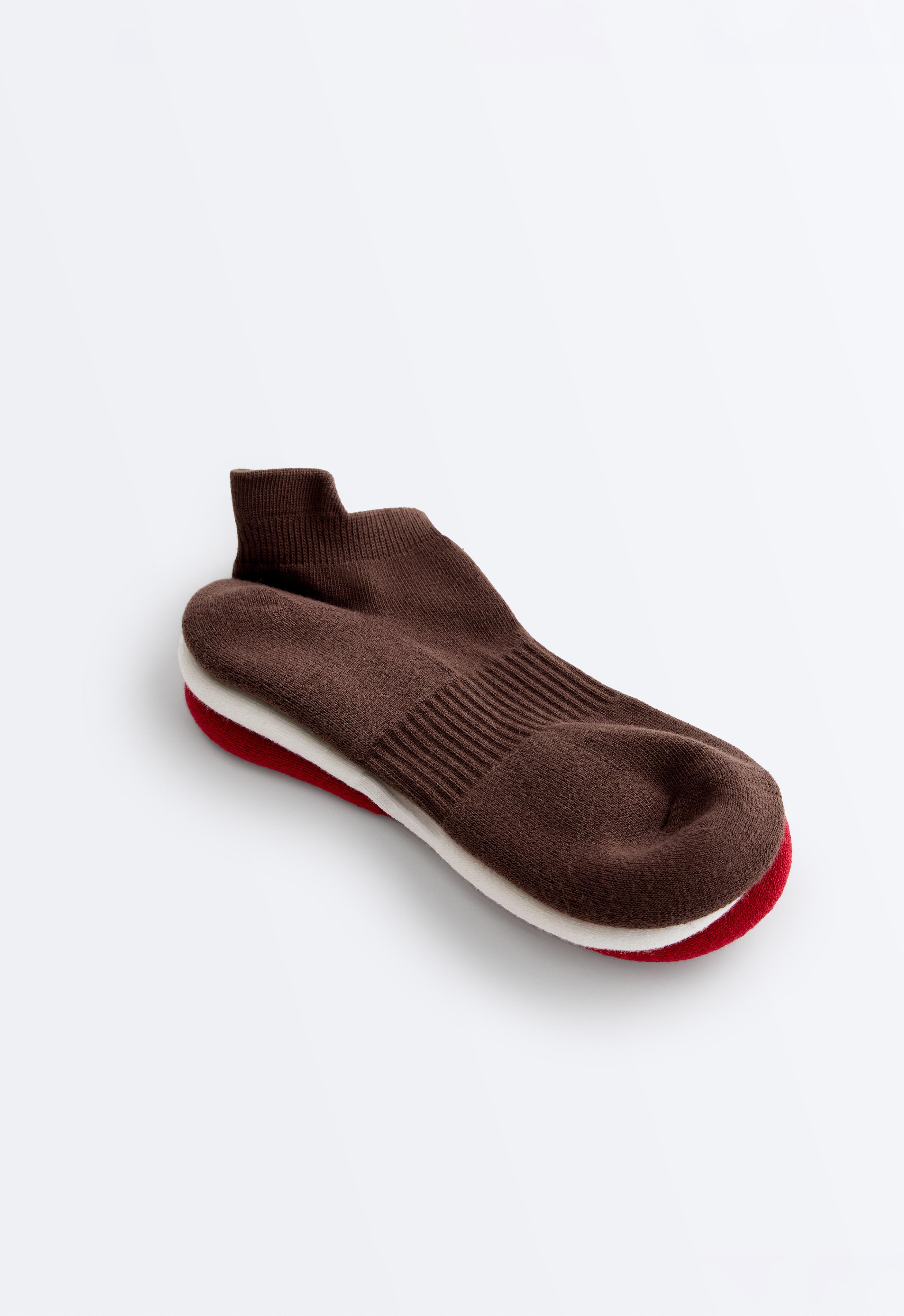3 pairs of cotton blend sports sneaker socks with heel tab — CHOCOLATE