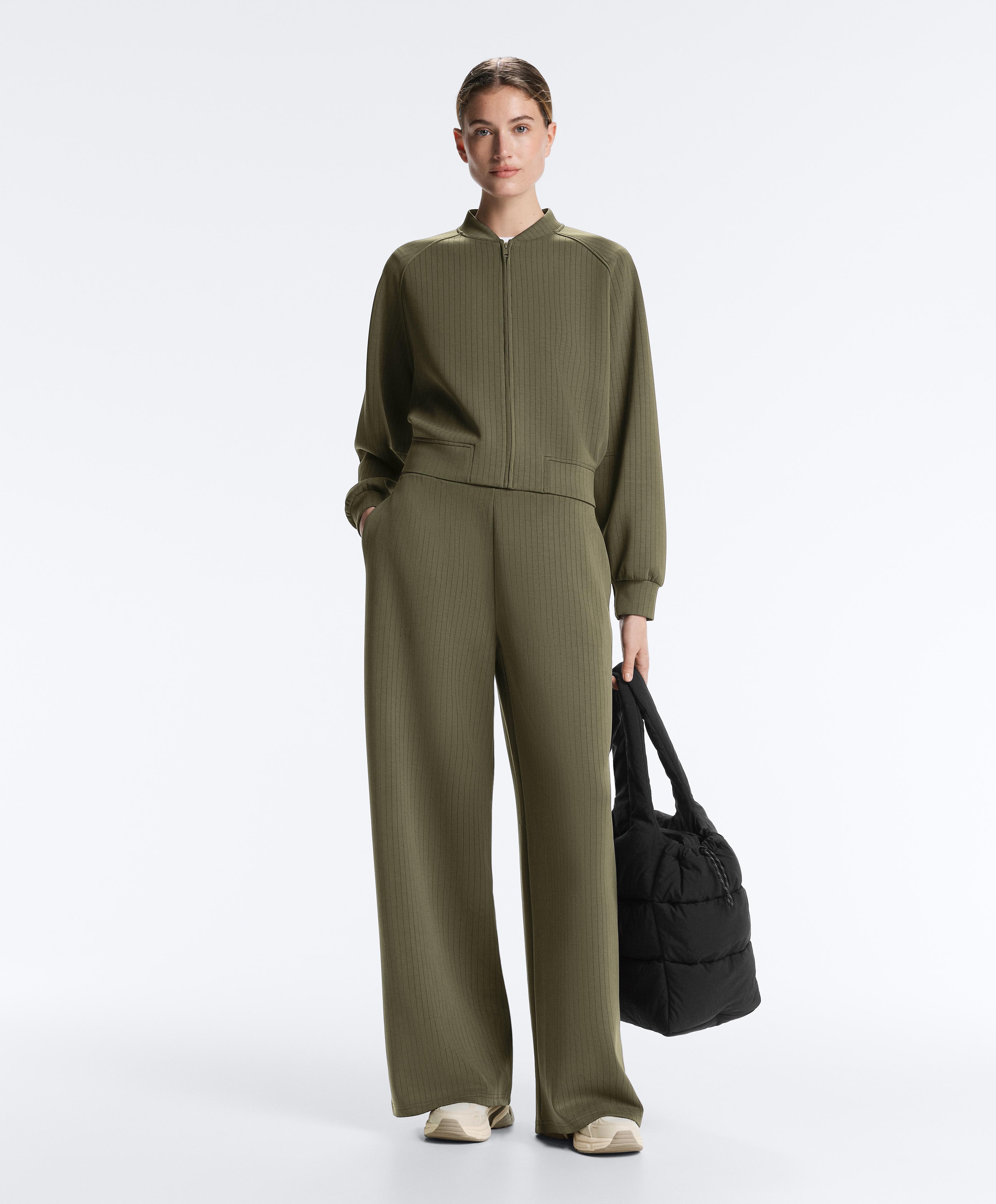Khaki straight-leg total look with soft-touch modal and stripes