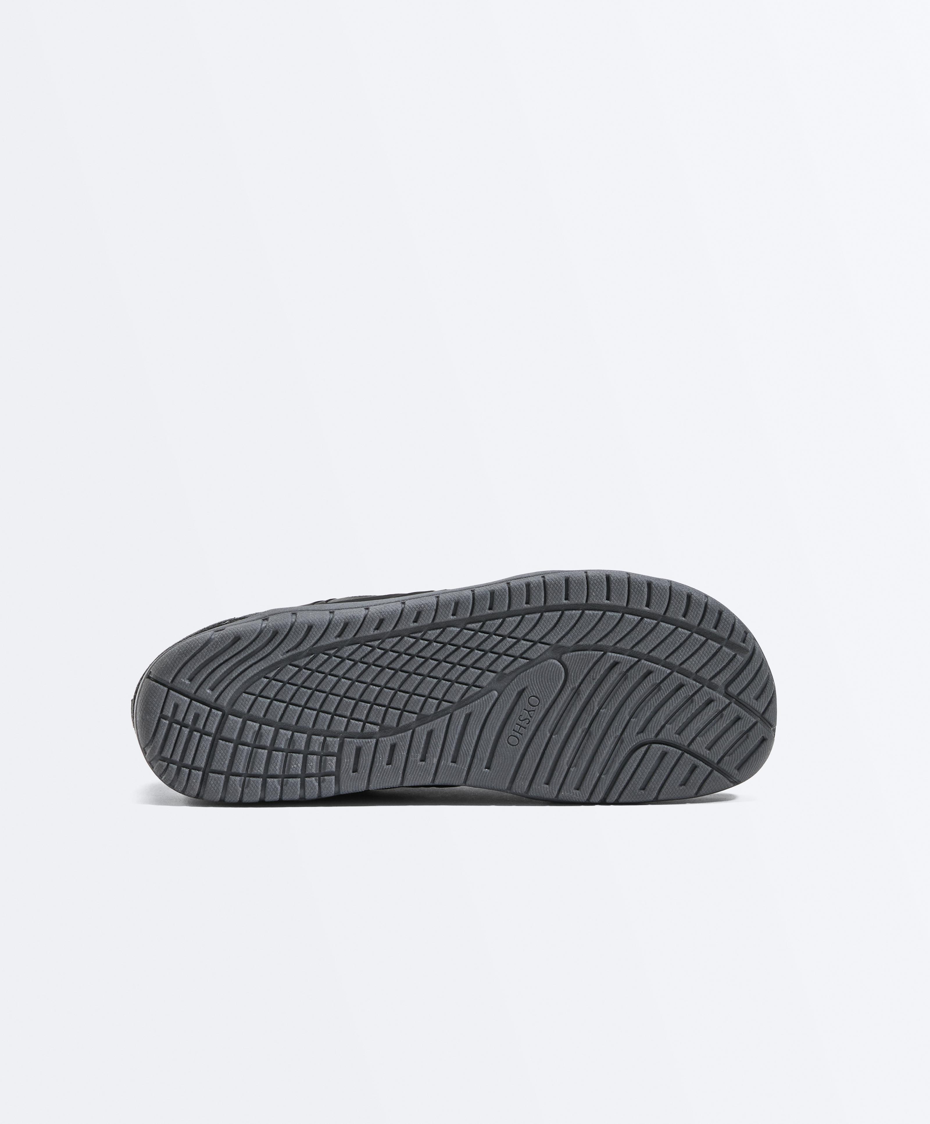 Multi-activity barefoot trainers — BLACK