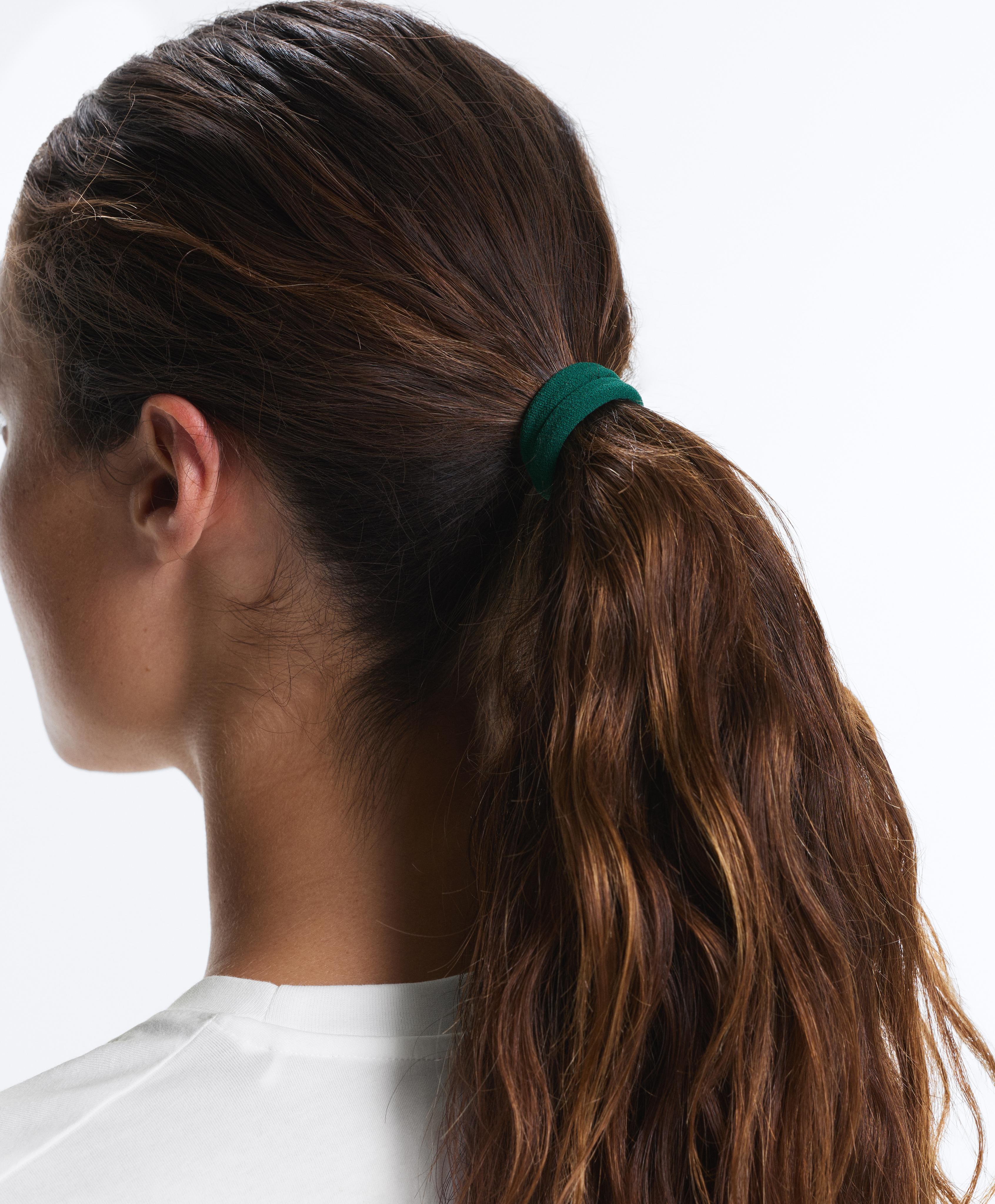 5 smooth hair ties