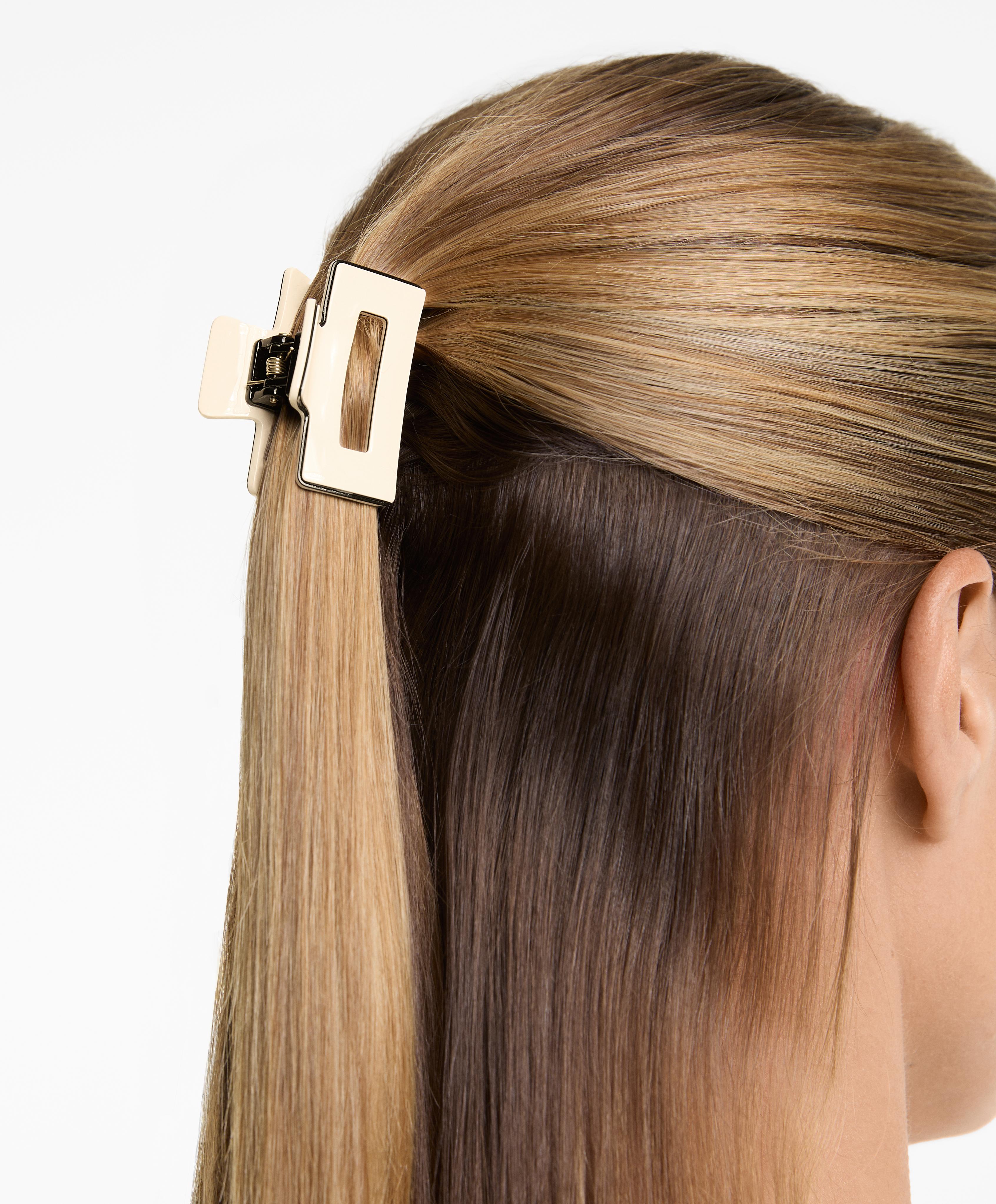 2 quadratische Haarspangen mit Paspel 2 quadratische Haarspangen mit Paspel