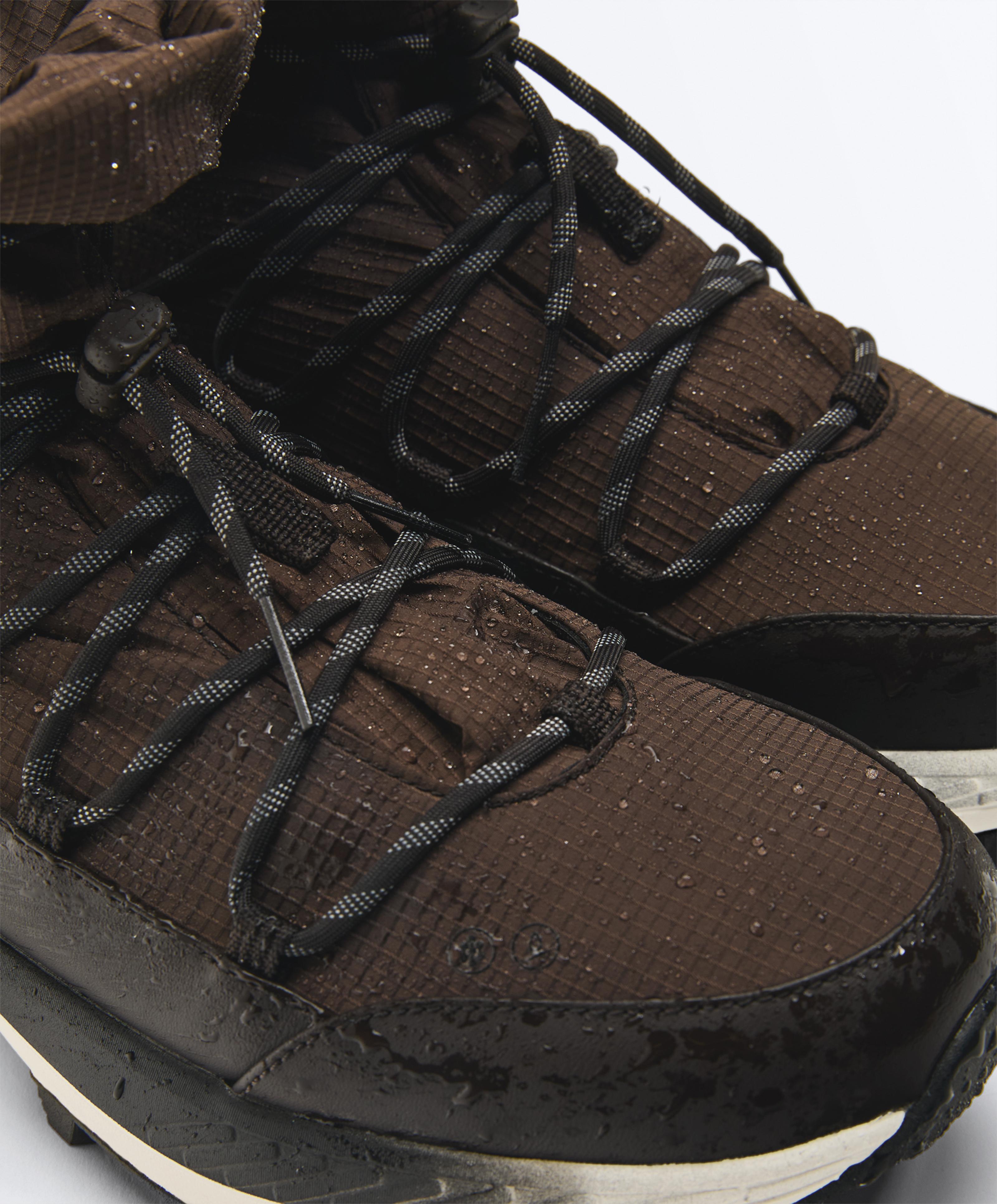 Vibram® waterproof sports boots — BROWN