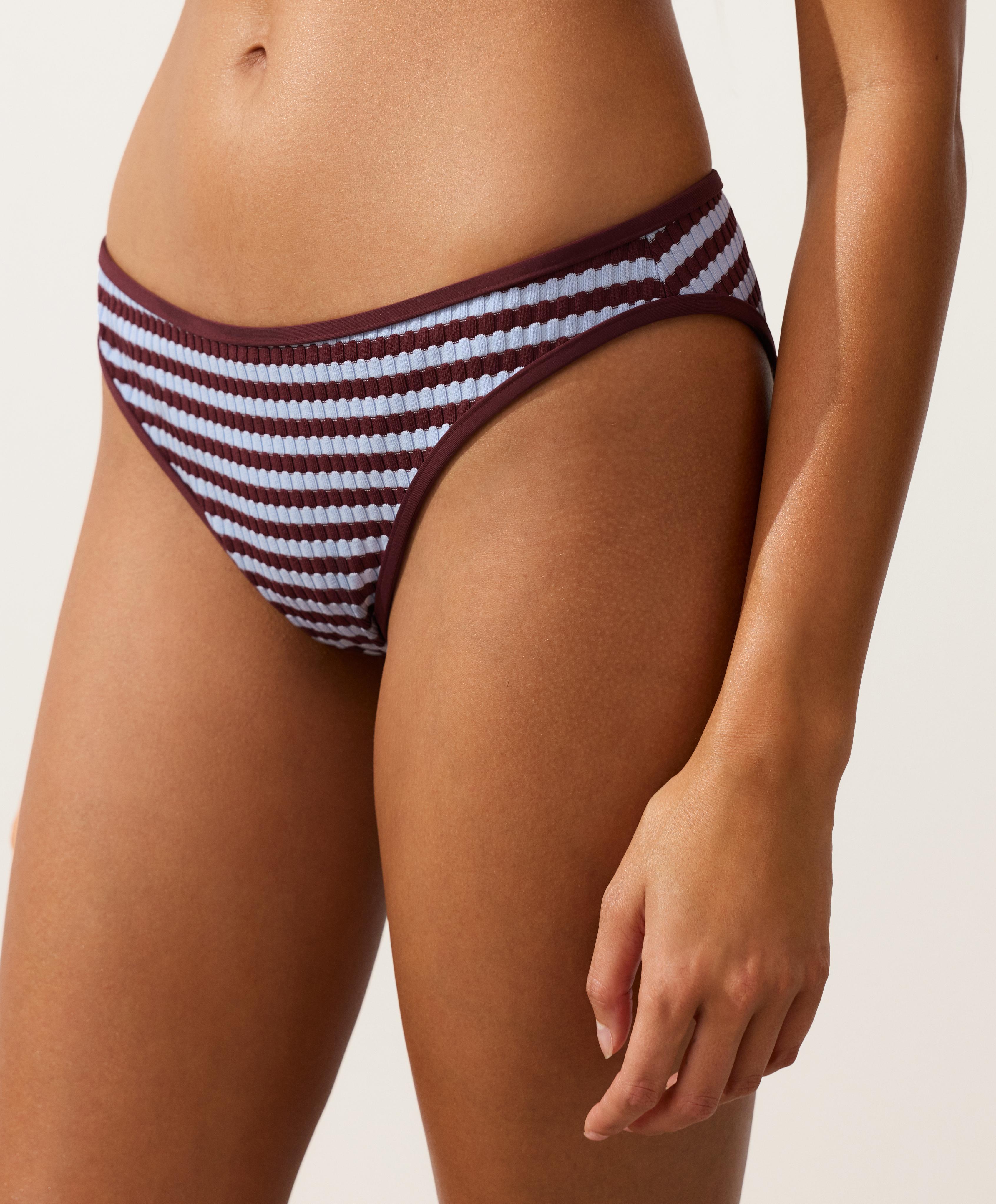 Textured stripe classic bikini briefs — CHERRY