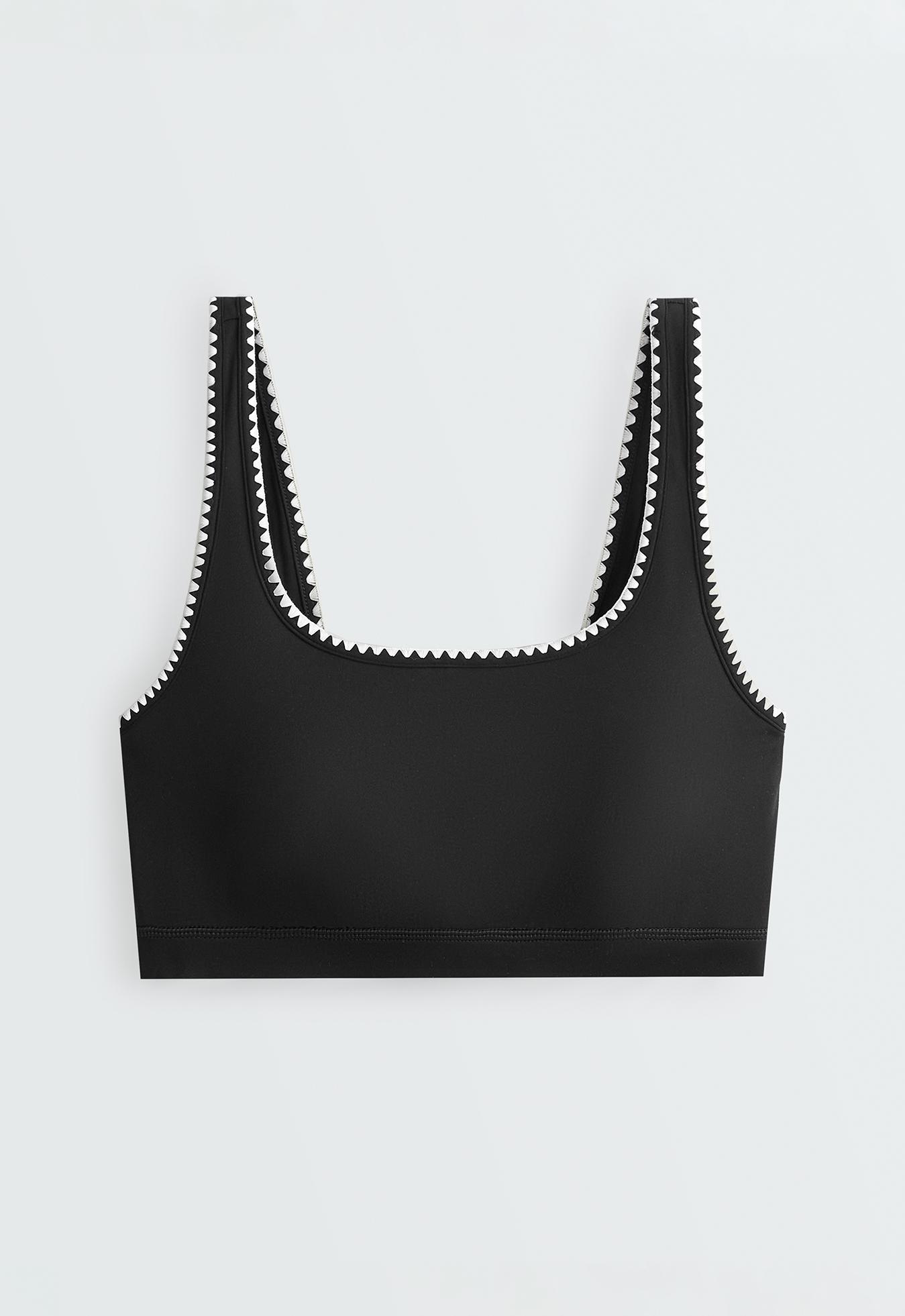 Medium-support Comfortlux sports bra with contrast seams — BLACK
