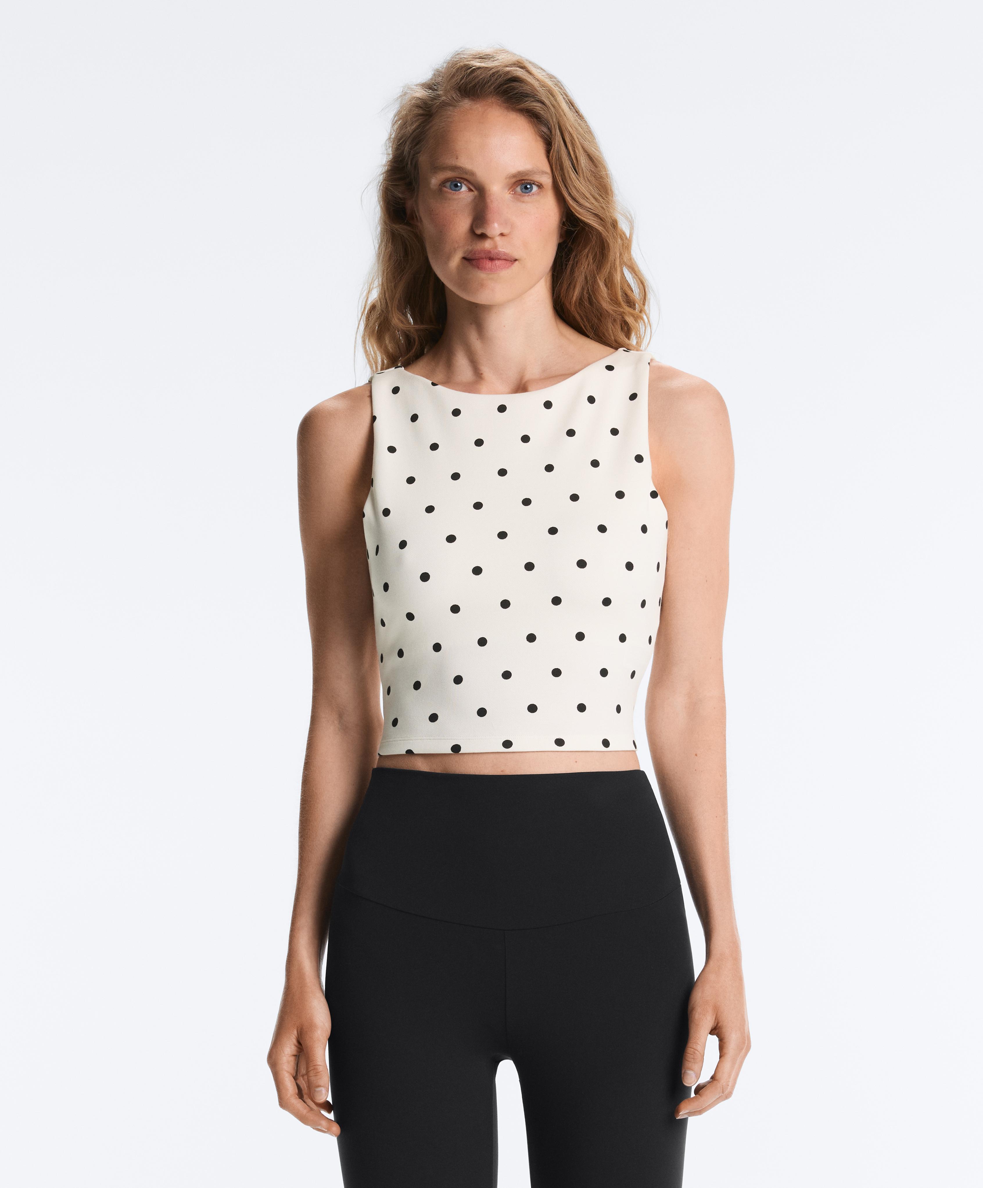 เสื้อแขนกุดลายจุด เสื้อแขนกุดลายจุด