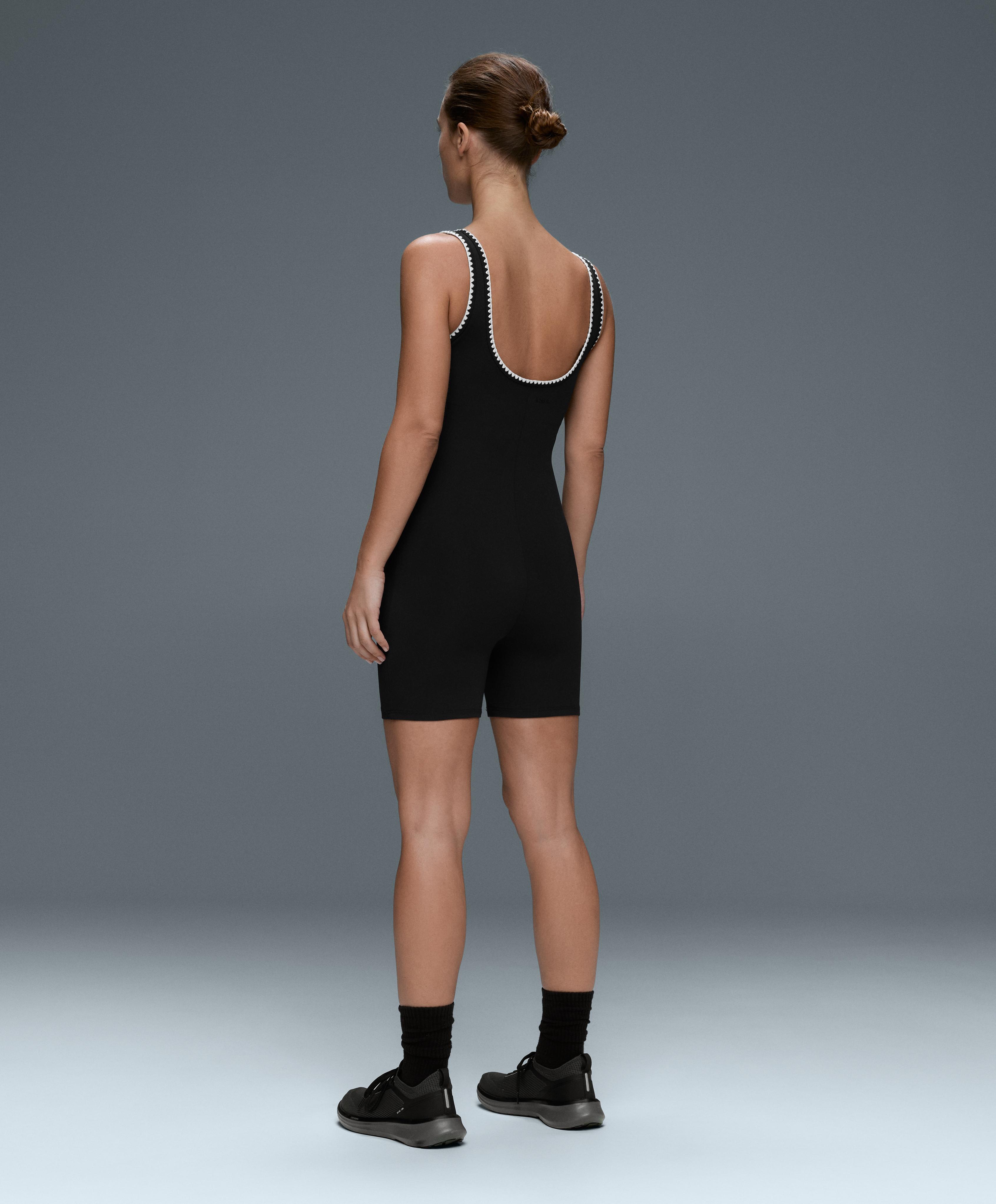 Contrast stitching Comfortlux short jumpsuit — BLACK
