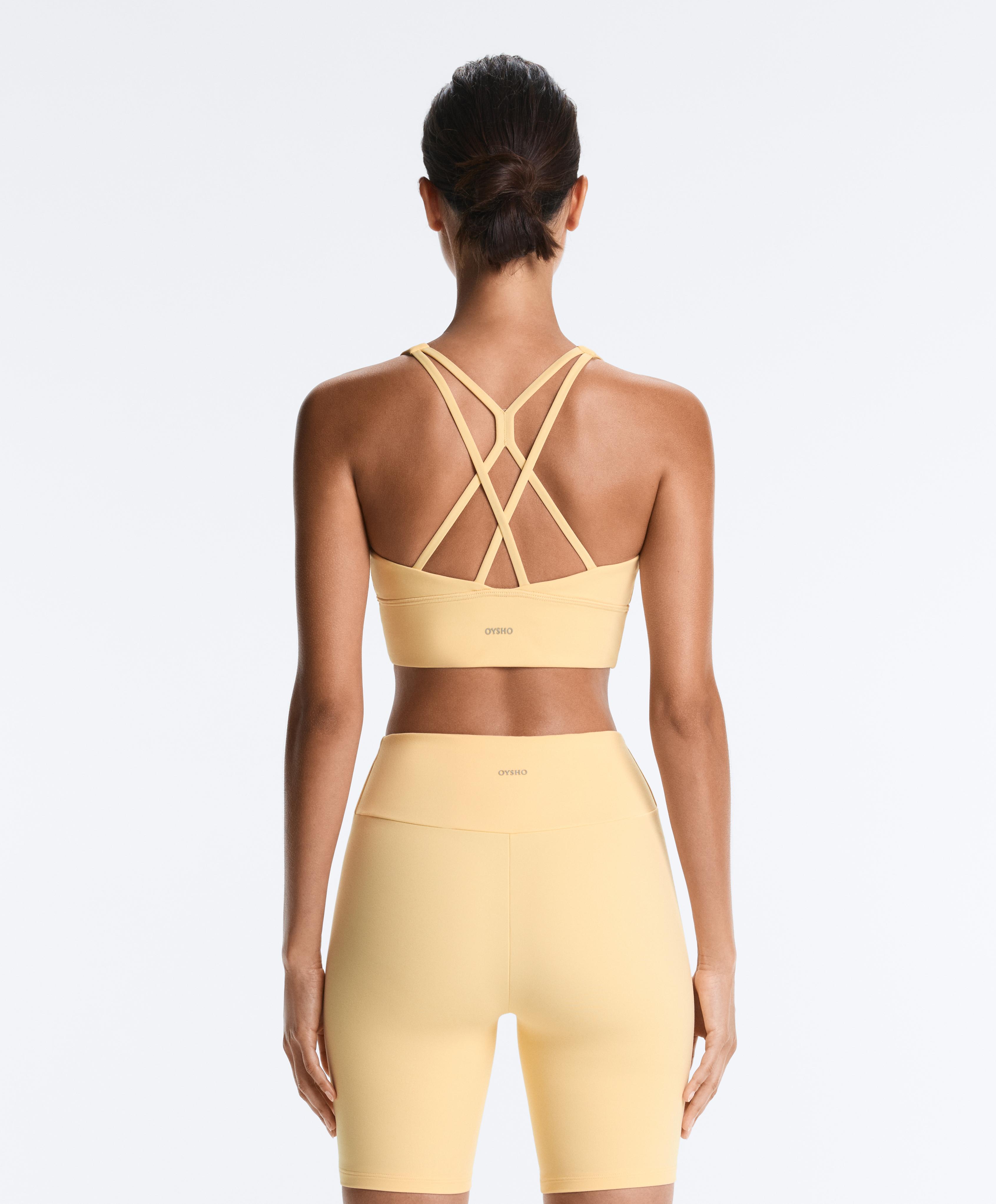 Medium-support Comfortlux sports bra with cups — PALE YELLOW