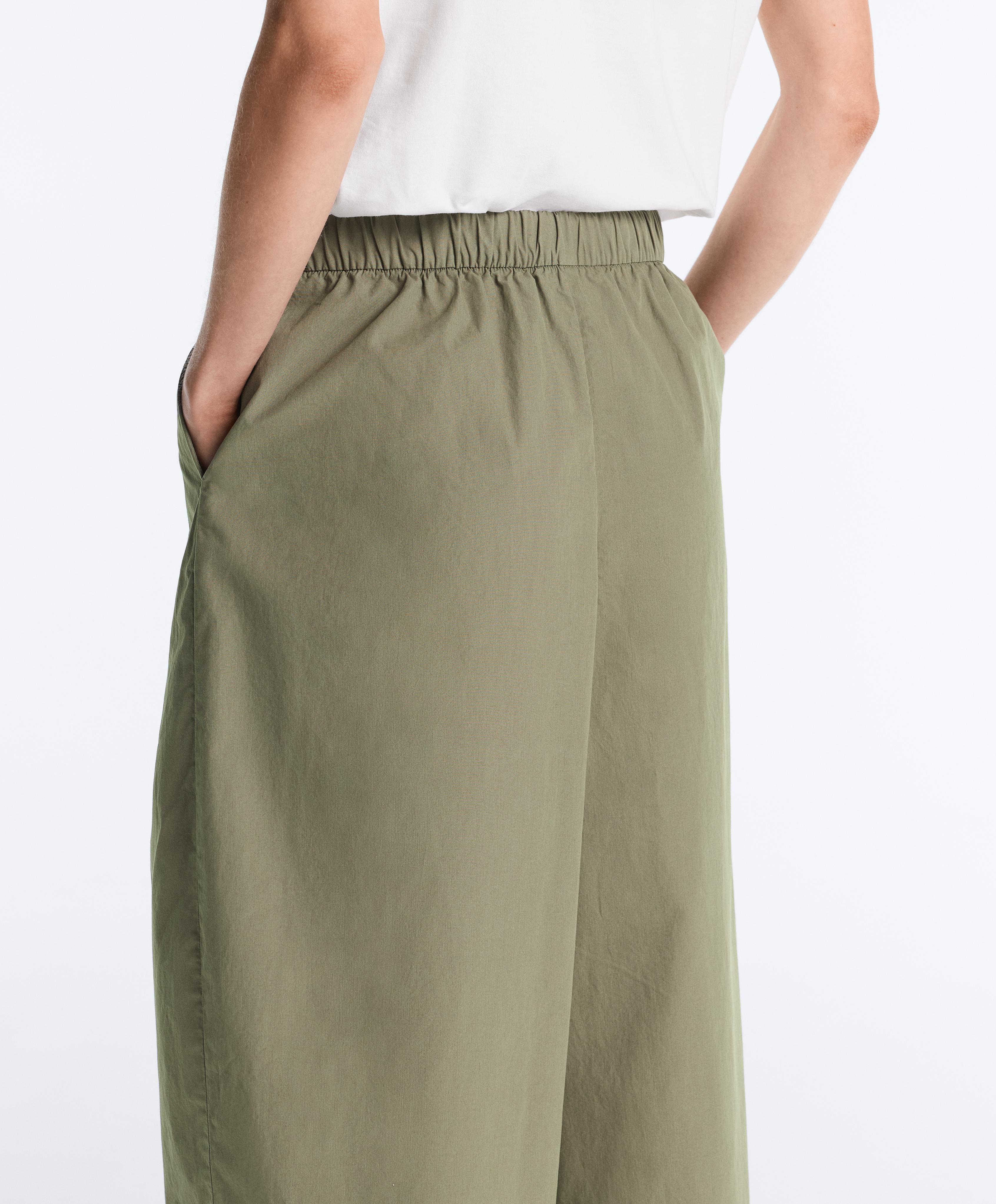Pleated 100% cotton tapered trousers — LIGHT KHAKI