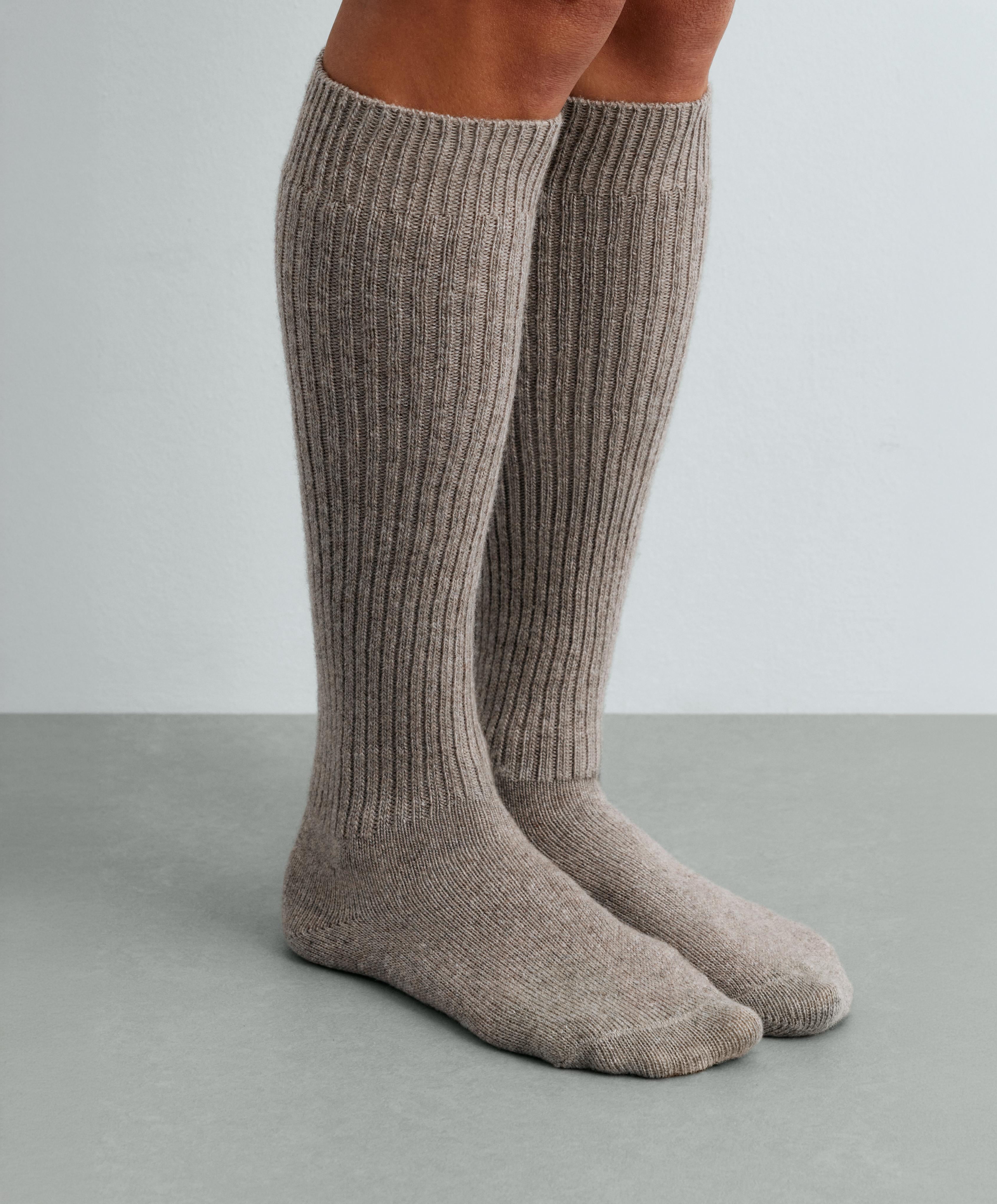22% cashmere 10% wool long socks — BROWN MELANGE