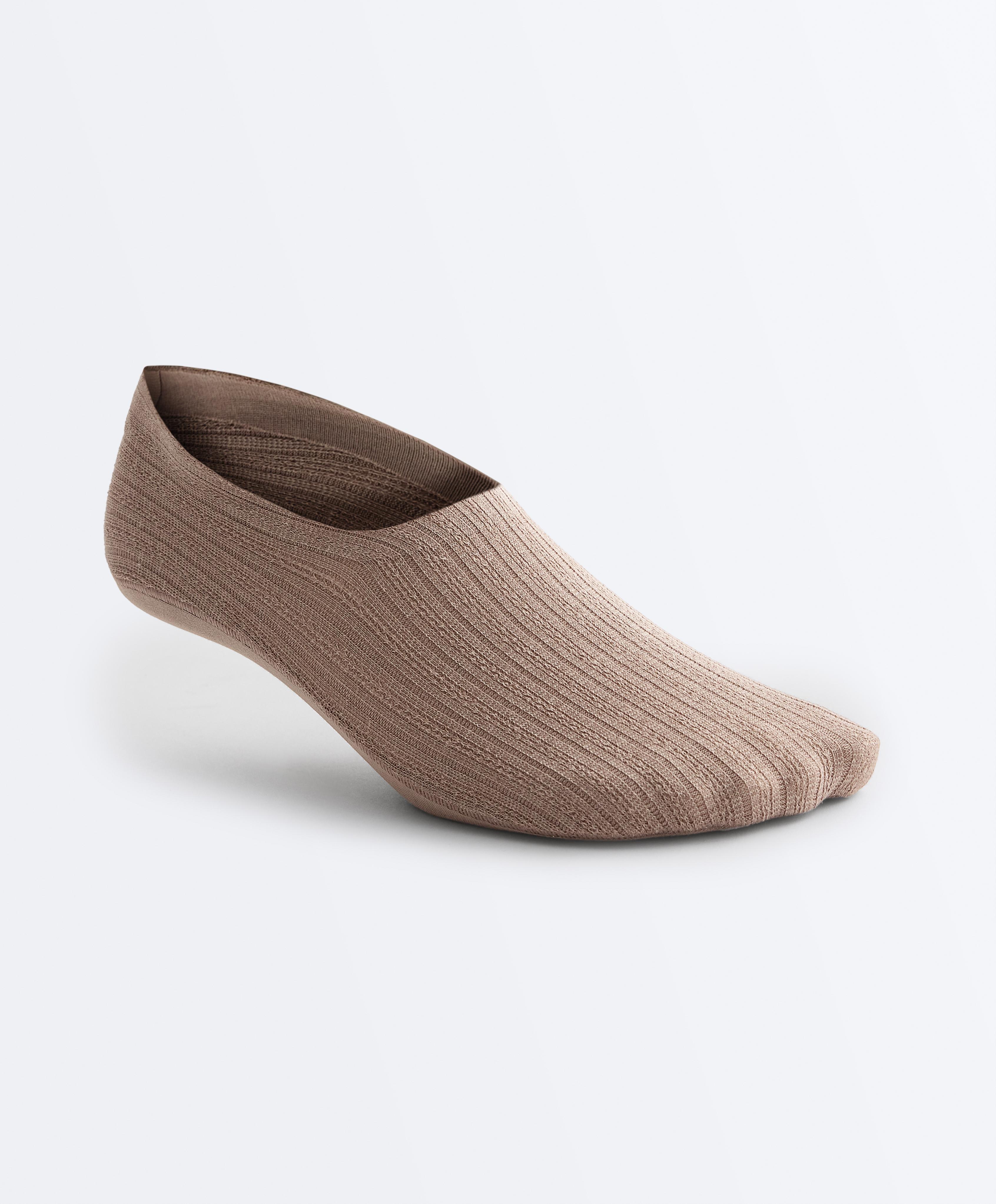 2 pairs of high-cut cotton invisible socks — BROWN