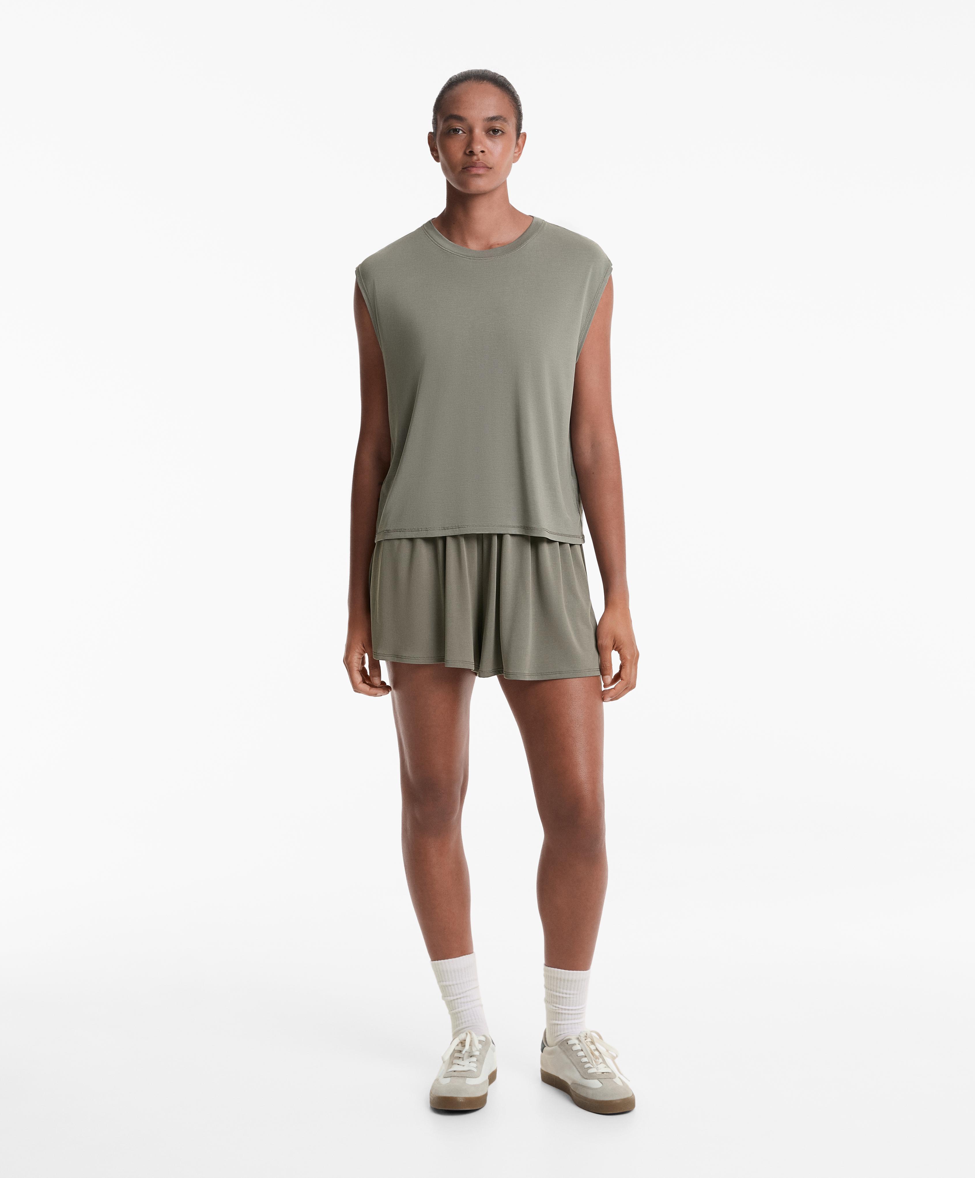 Φαρδύ ριχτό shorts με modal - Εκπτώσεις Φαρδύ ριχτό shorts με modal - Εκπτώσεις