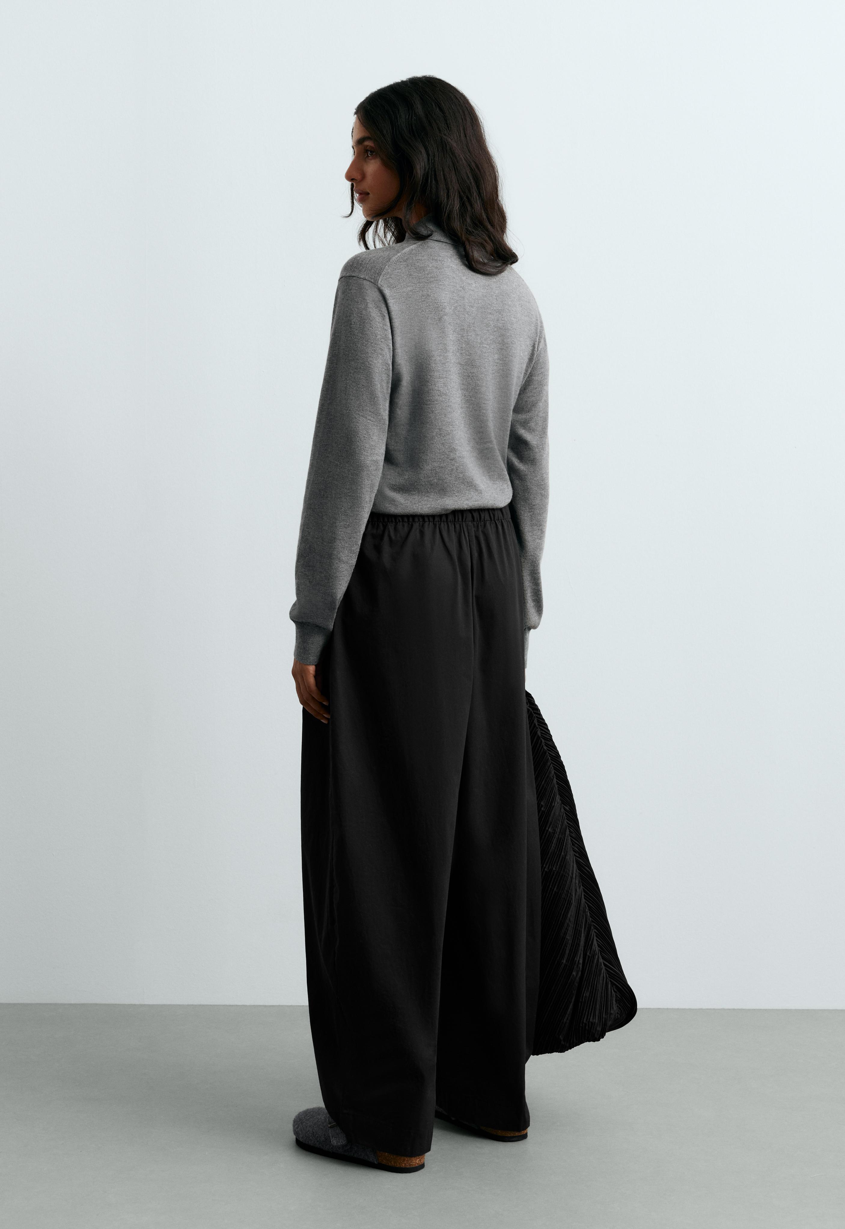 100% cotton tapered trousers — BLACK