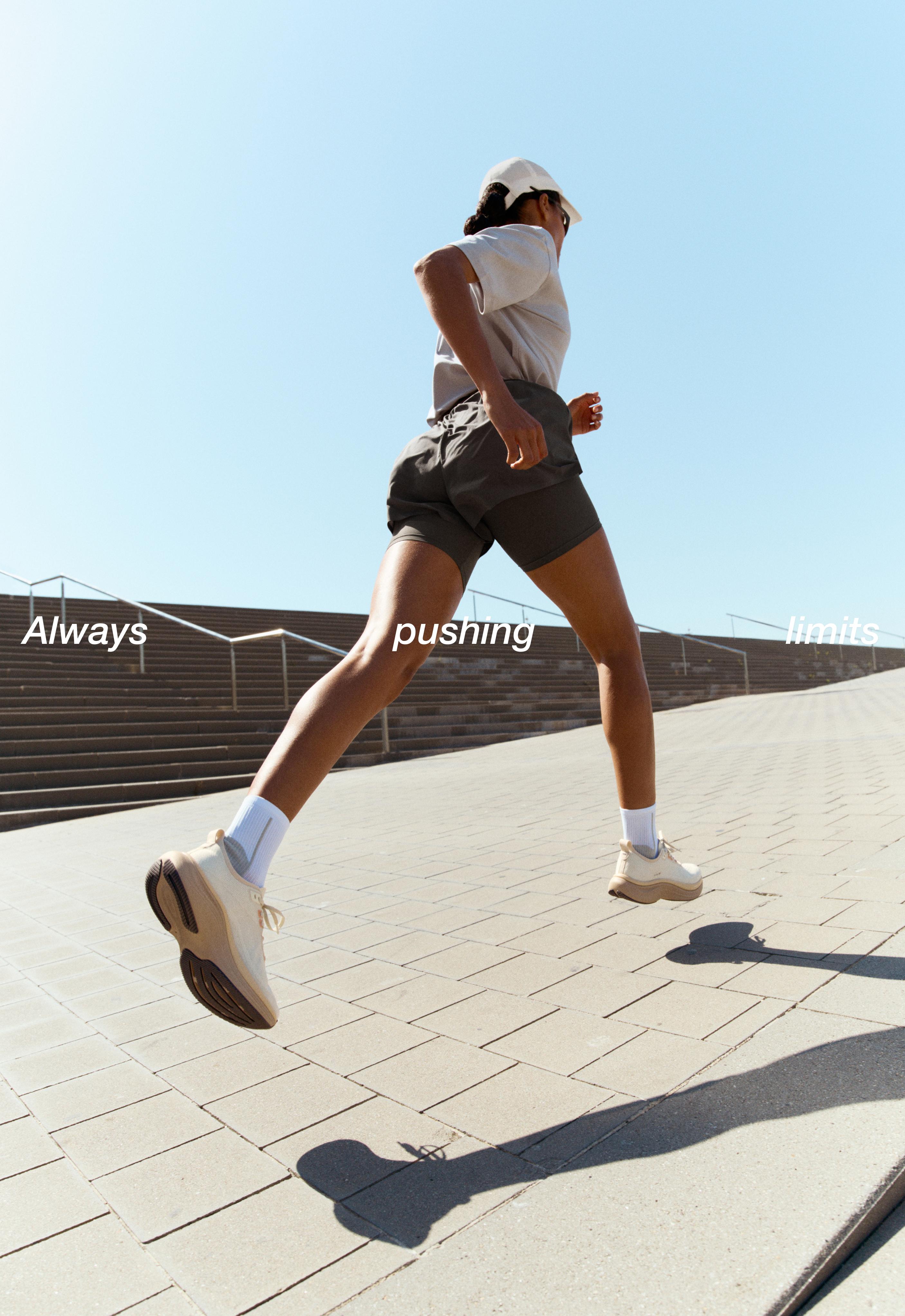 Mid rise 2-in-1 technical shorts — CHARCOAL GREY