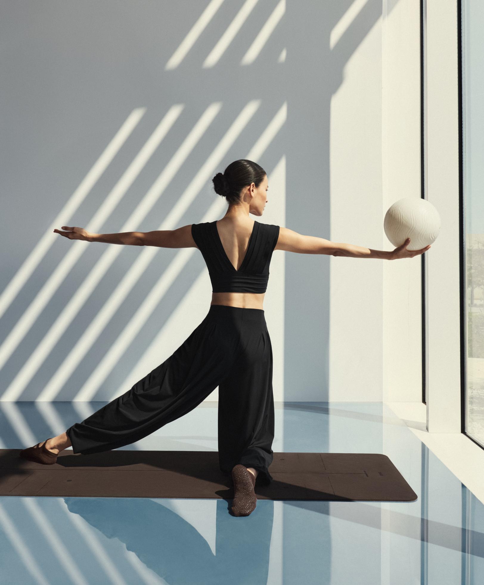 Light Touch long bloomer trousers — BLACK