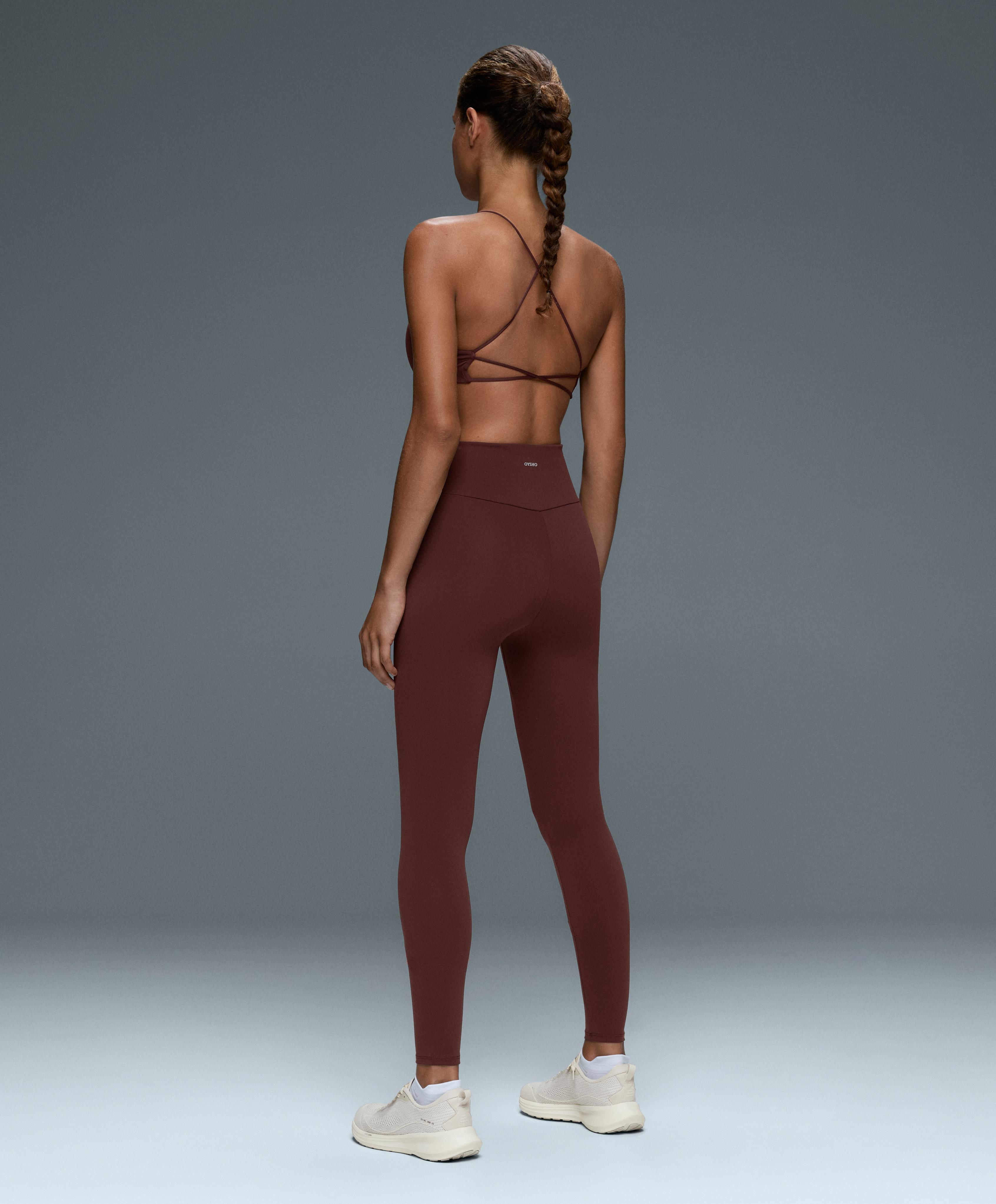Low-support Comfortlux crossover sports bra — CHOCOLATE