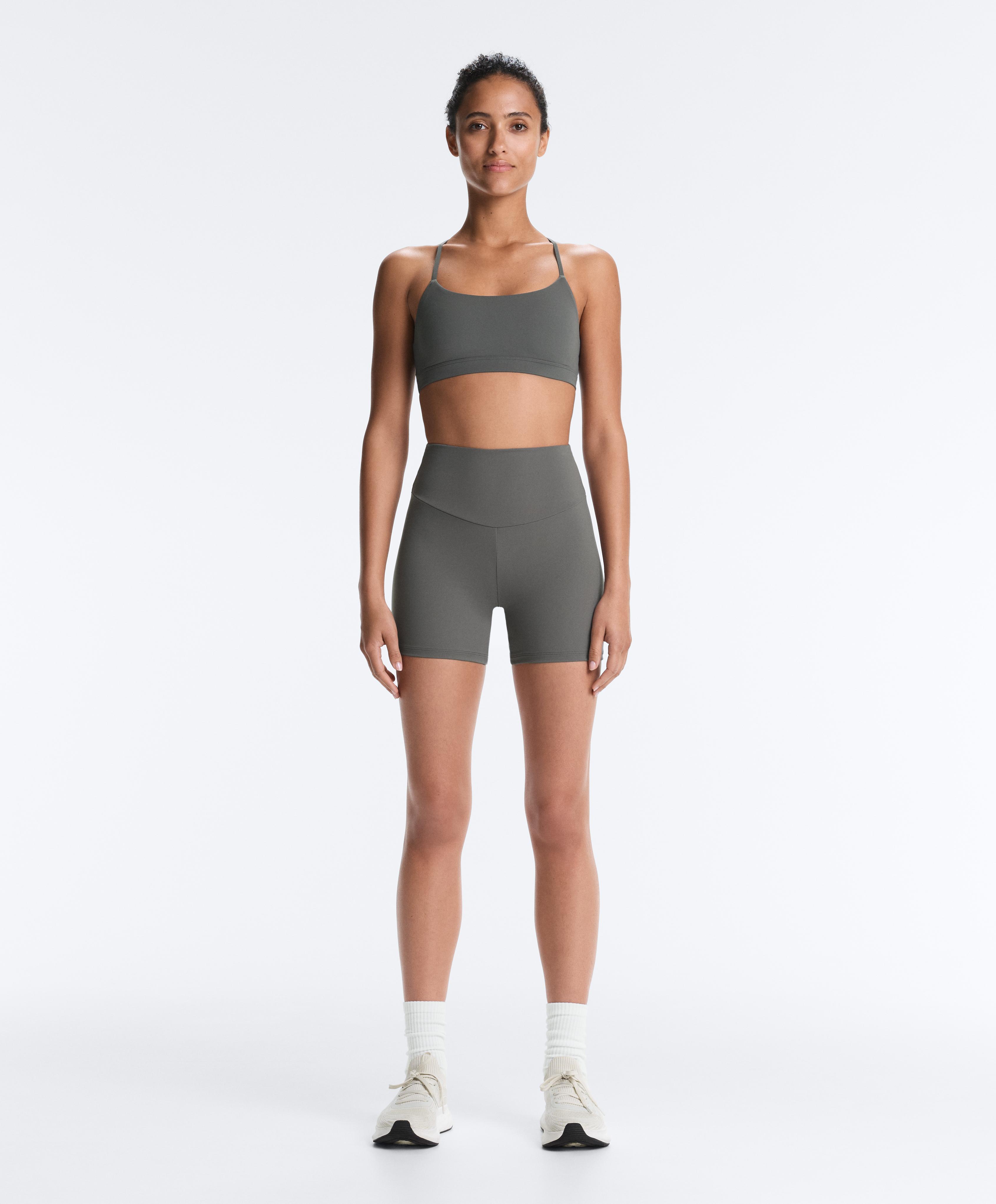 Comfortlux high-waisted 10cm hot pants — MID GREY