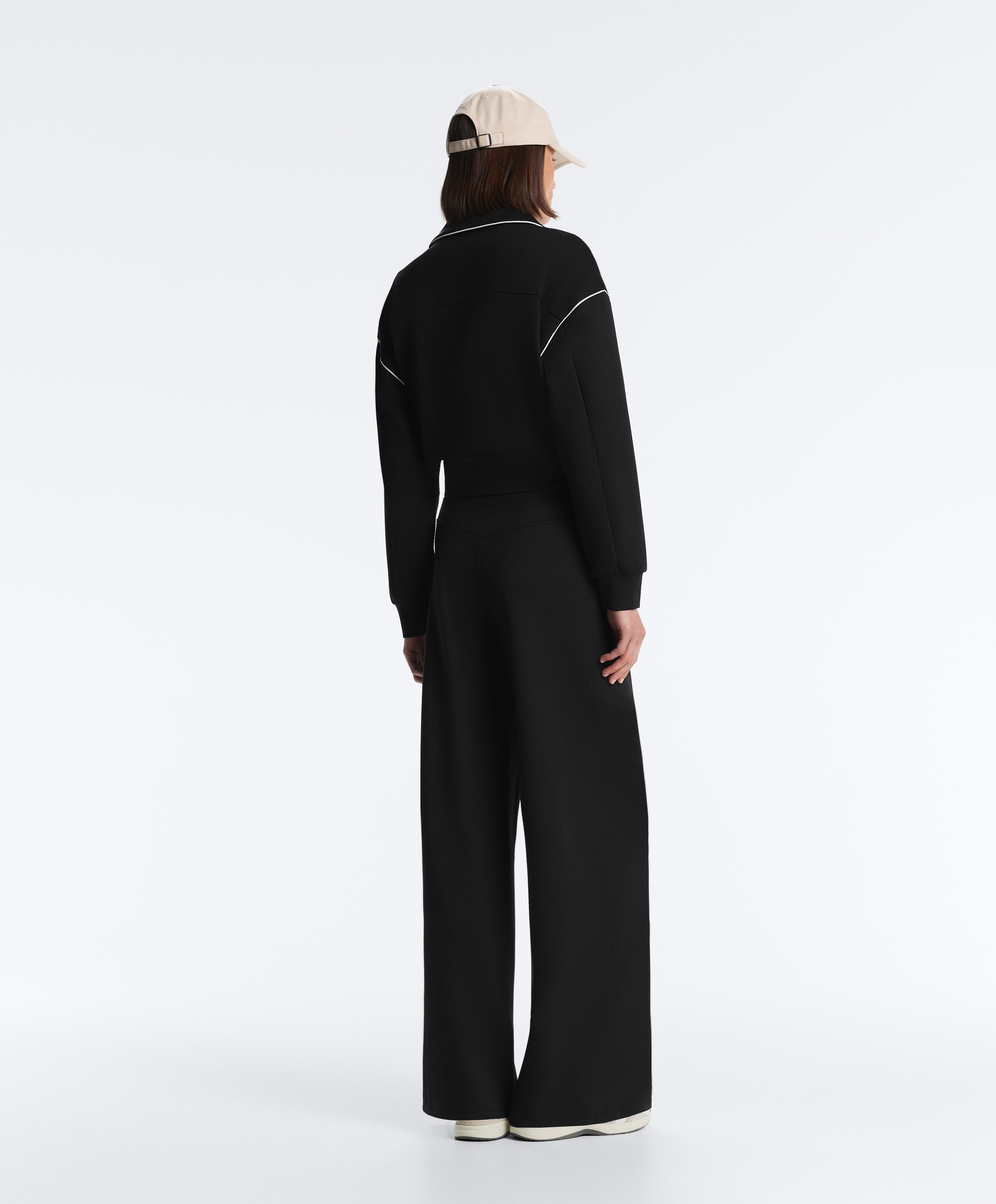 Neoprene-effect piping jacket — BLACK