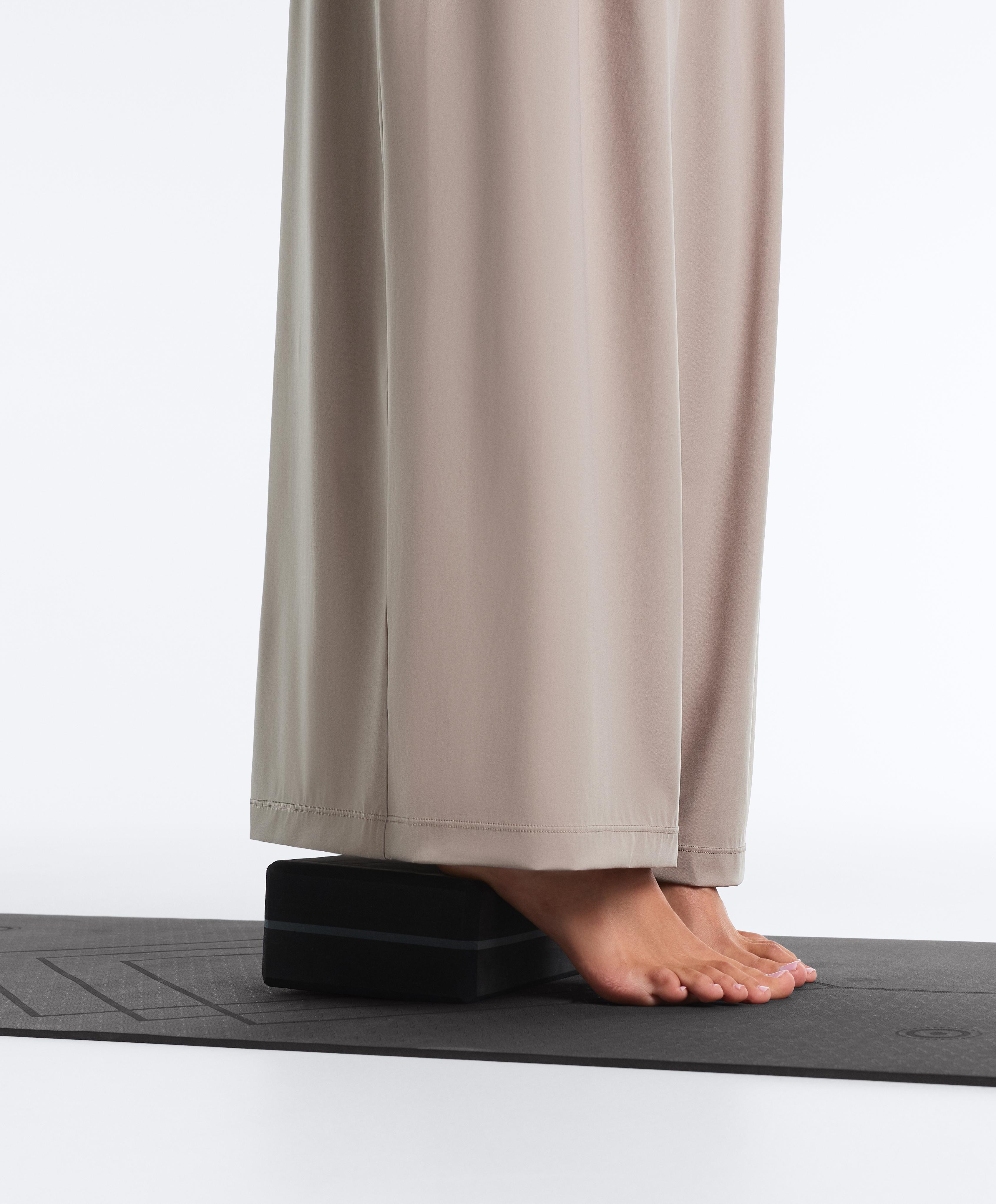 Light Touch wide leg trousers — PALE TAUPE