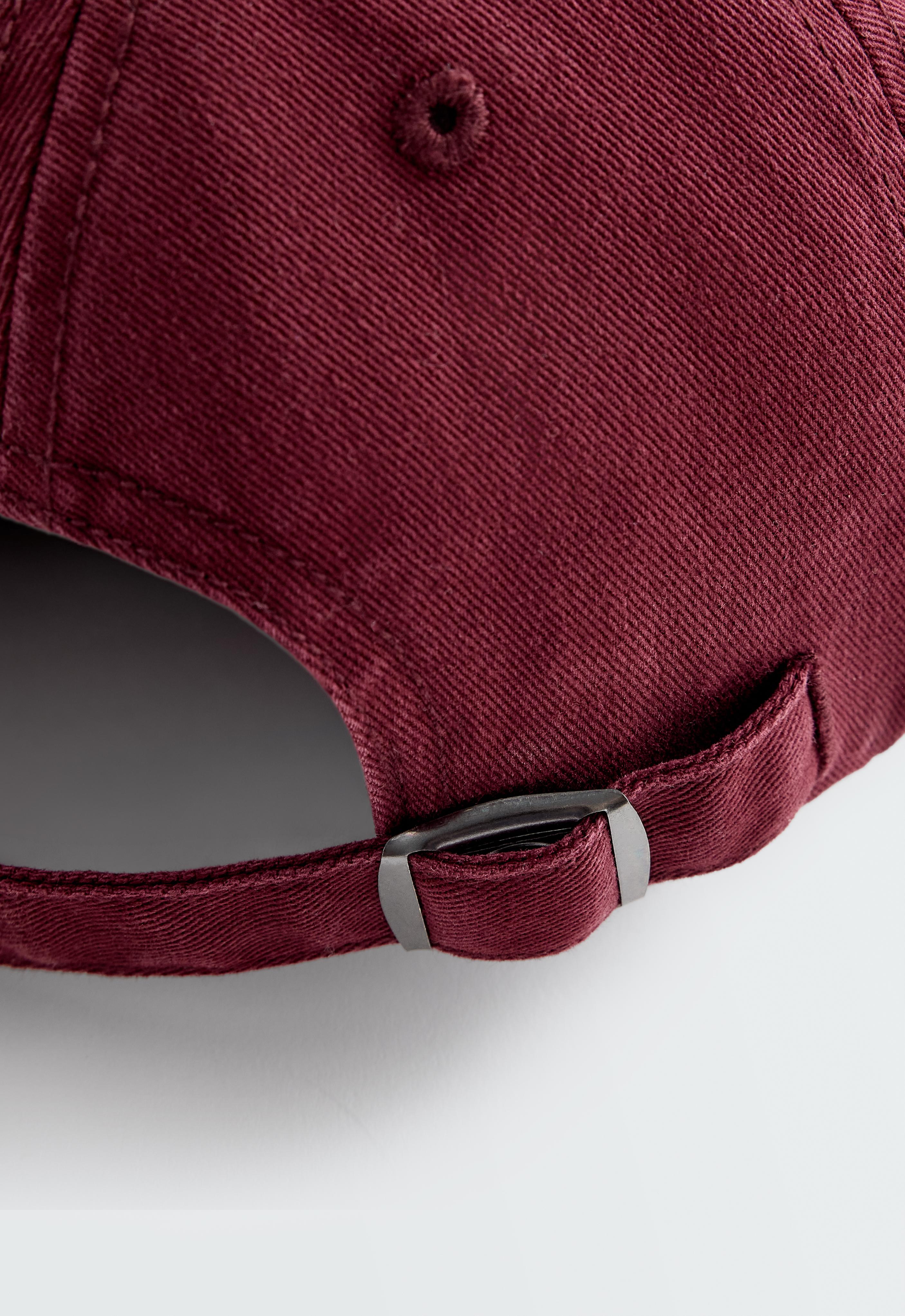 Washed-effect 100% cotton cap