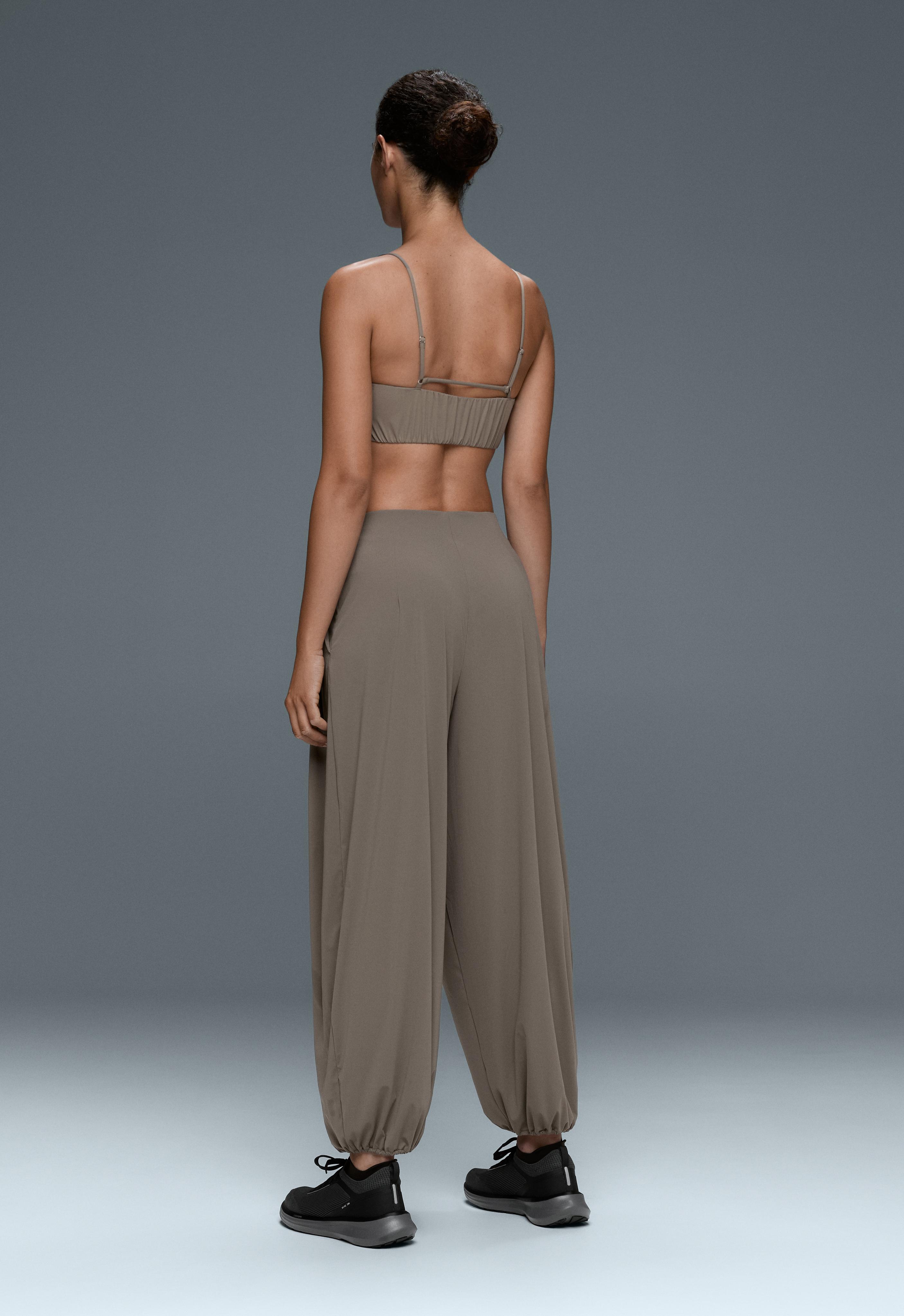 Light Touch pleated joggers — KHAKI-GREY