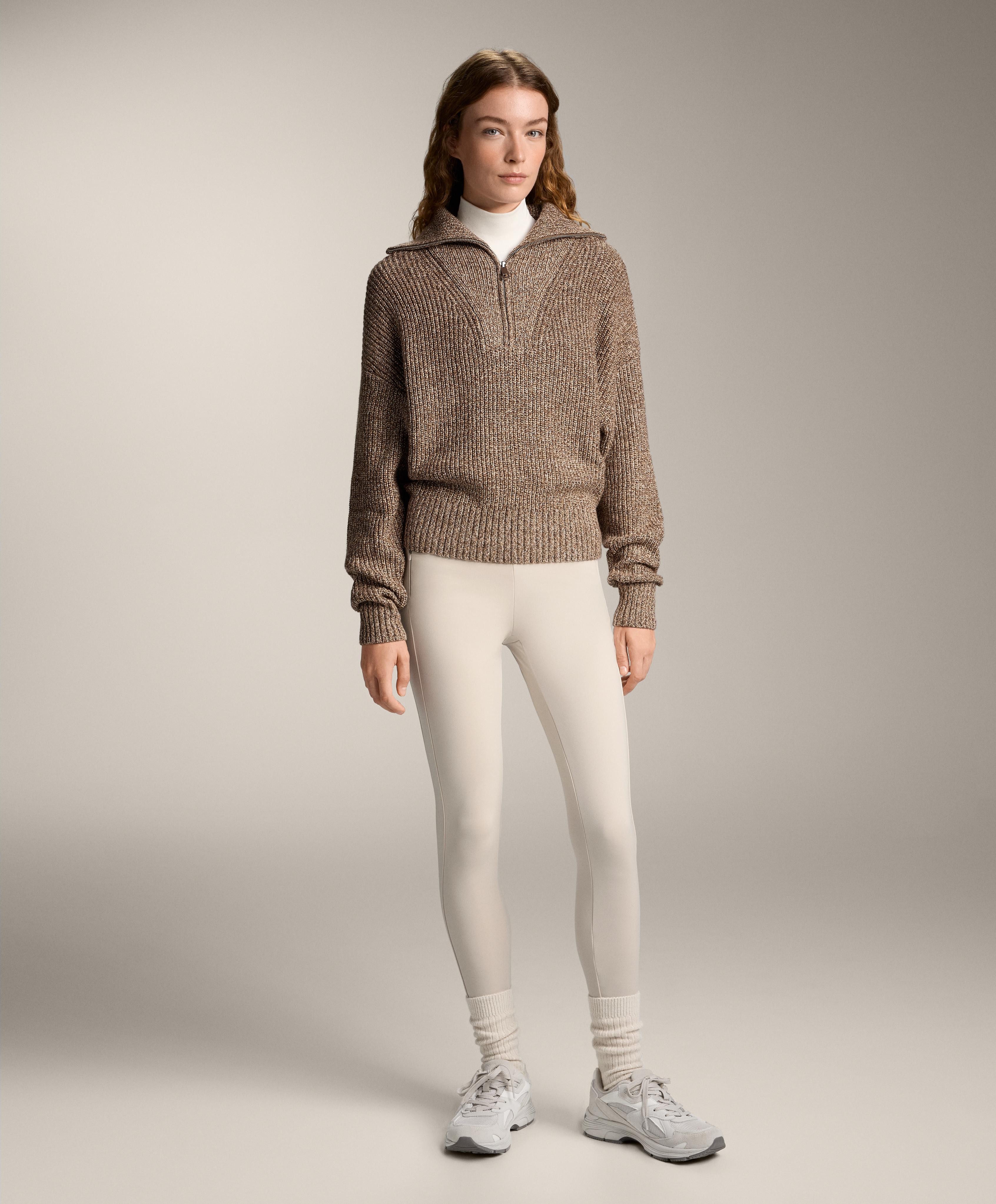 Warm high-rise ankle-length leggings with pockets 70 cm — PALE MINK