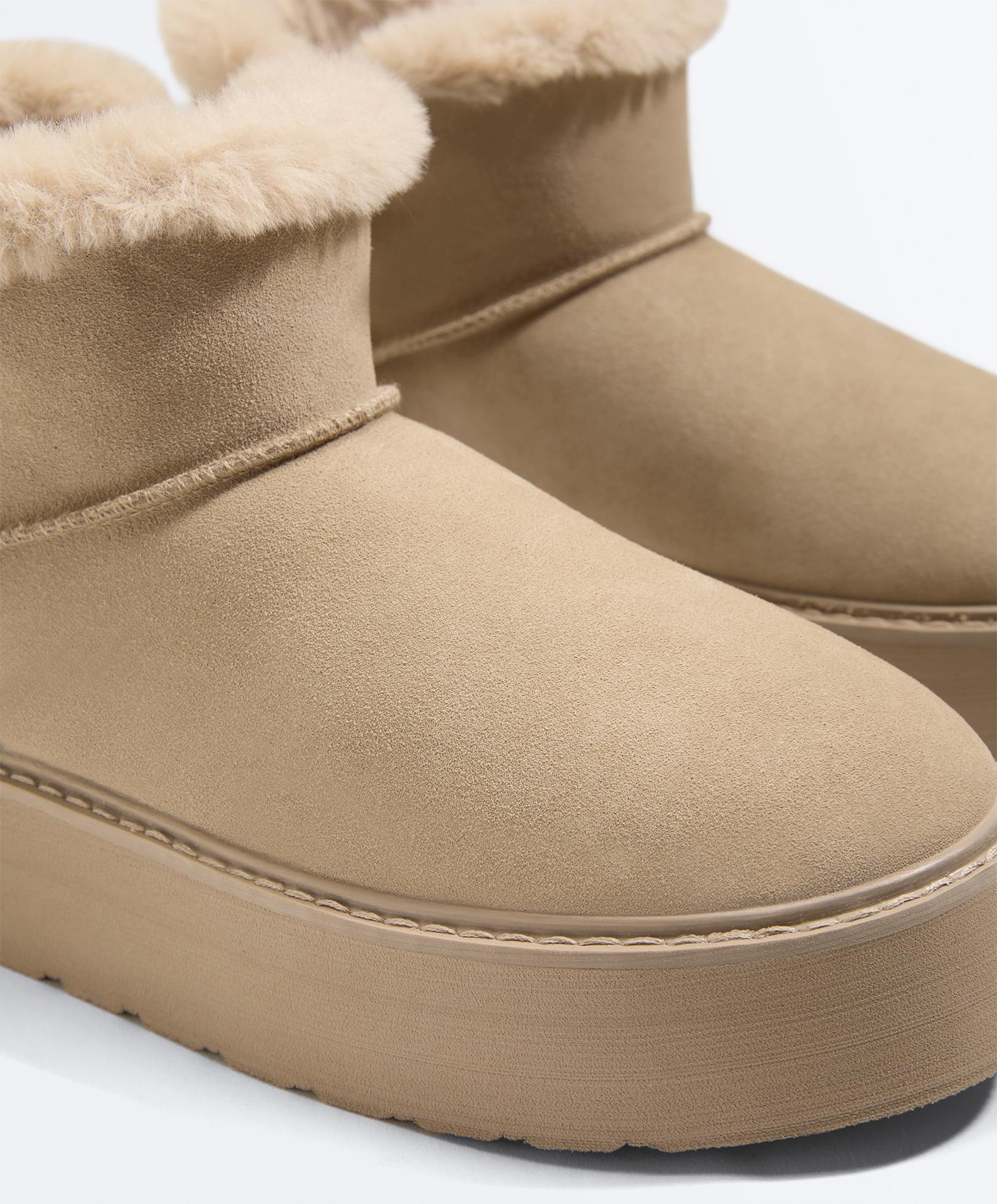 Leather platform boot | OYSHO United States